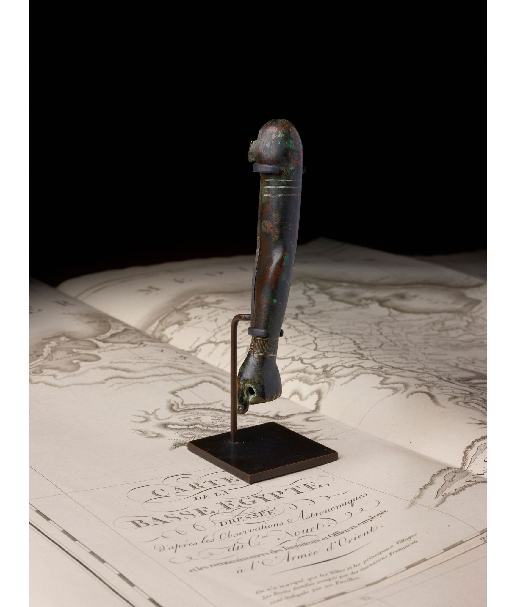 FINE ANCIENT EGYPTIAN BRONZE ARM