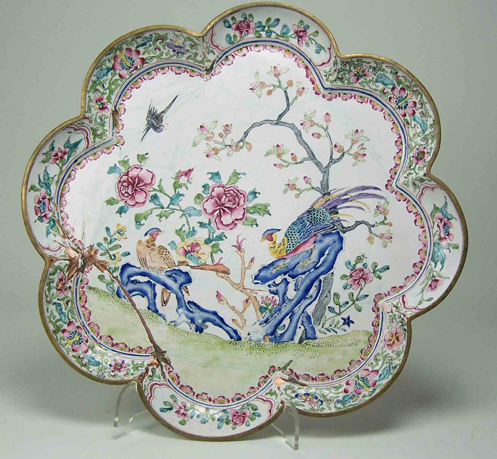 A Chinese Canton enamel tray