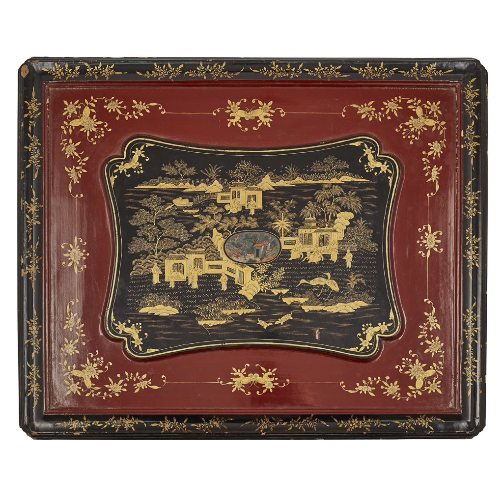 EMBROIDERED SILK WEDDING SHAWL IN LACQUER PRESENTATION BOX