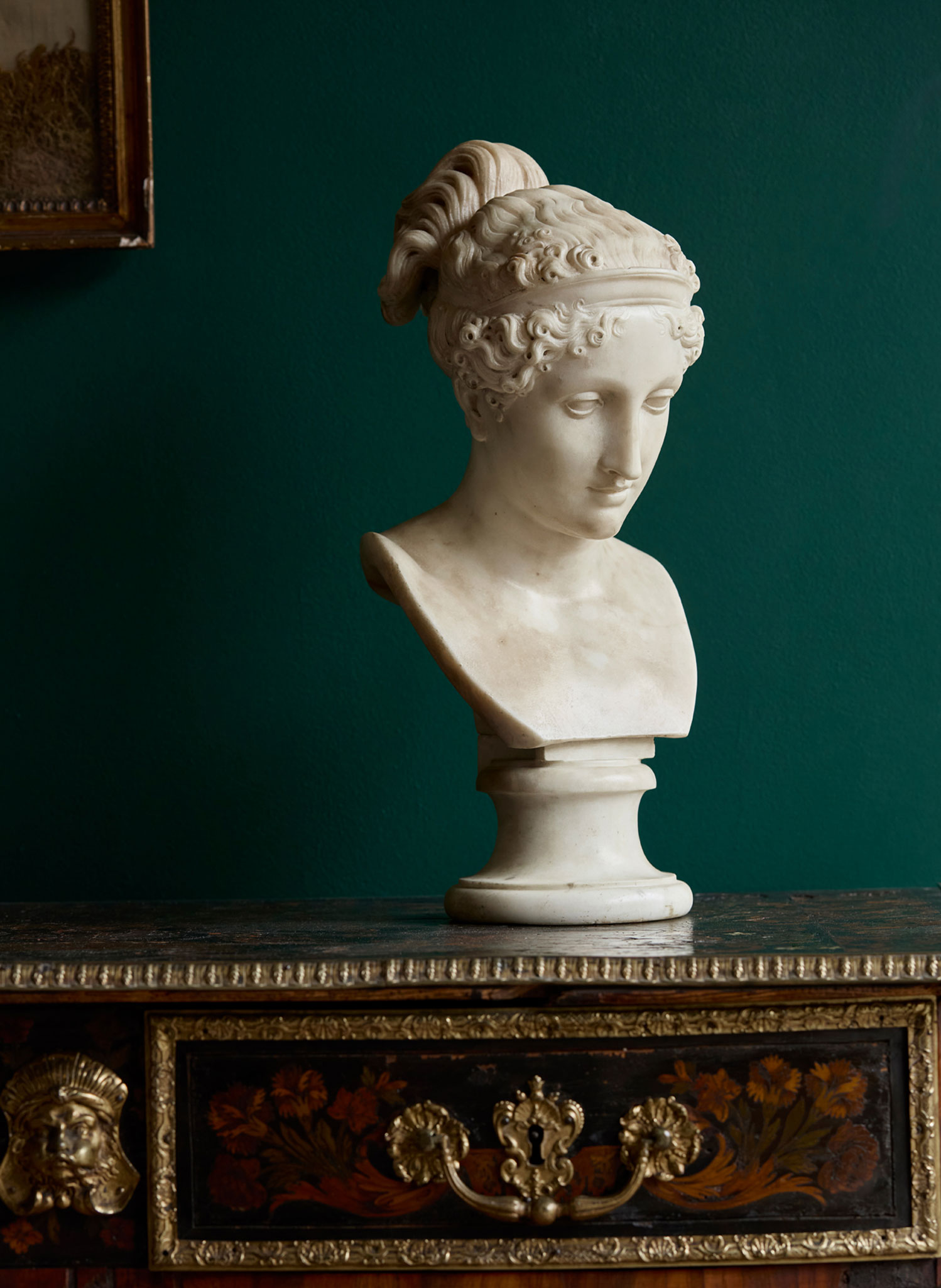 WHITE MARBLE BUST OF HEBE, AFTER CANOVA