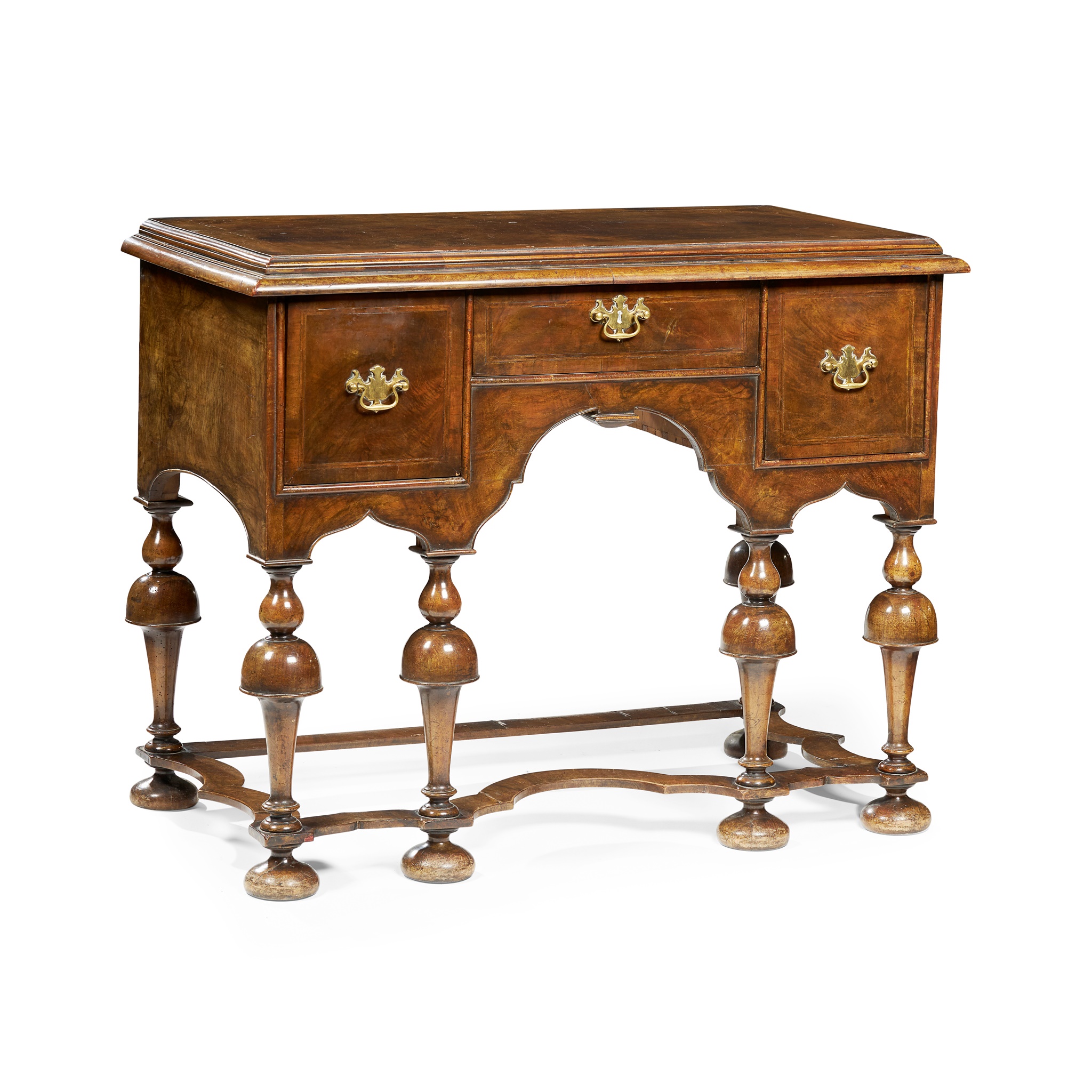 WILLIAM AND MARY WALNUT AND FEATHERBANDED LOWBOY
