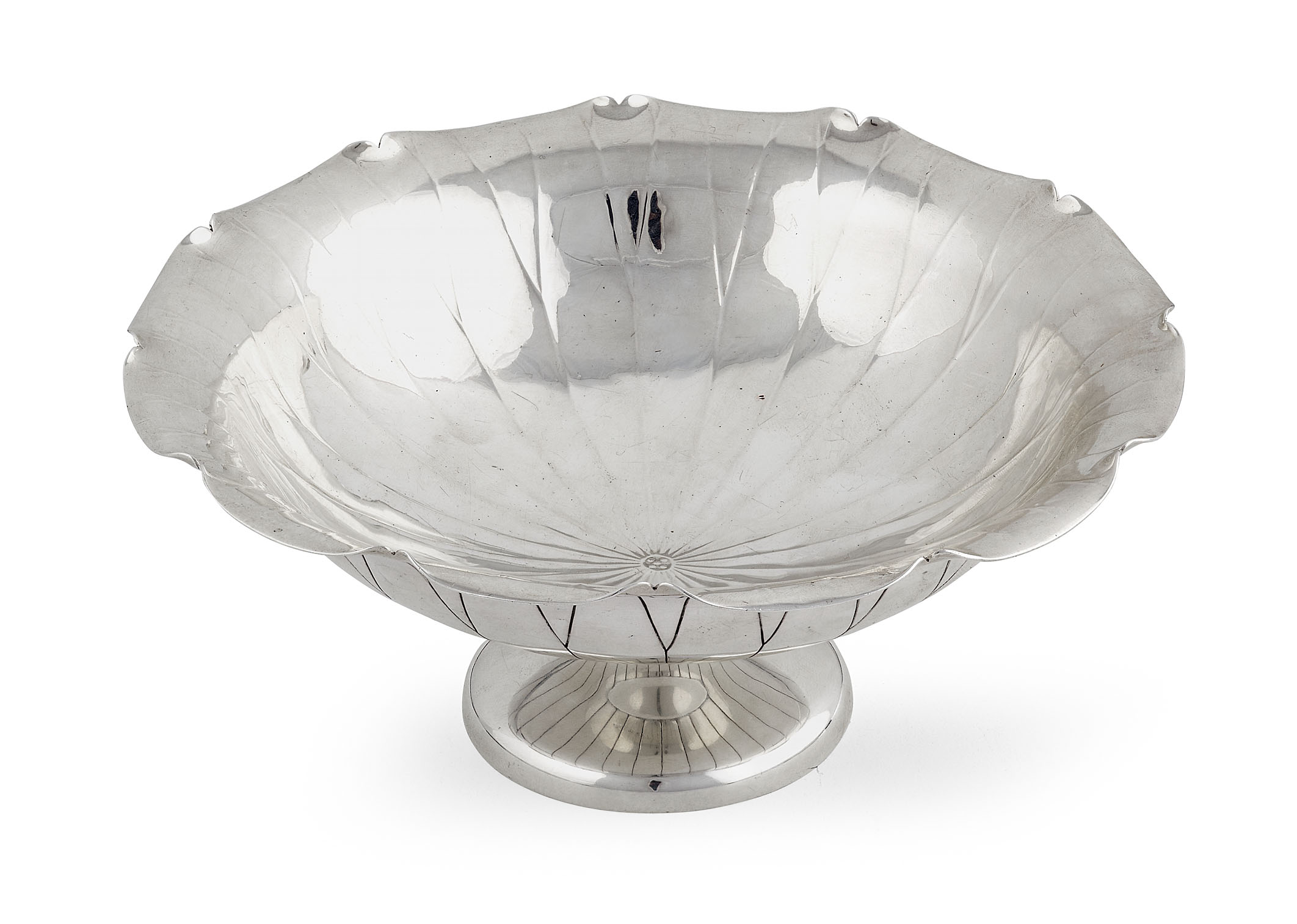 LARGE CHINESE EXPORT SILVER COMPORT
