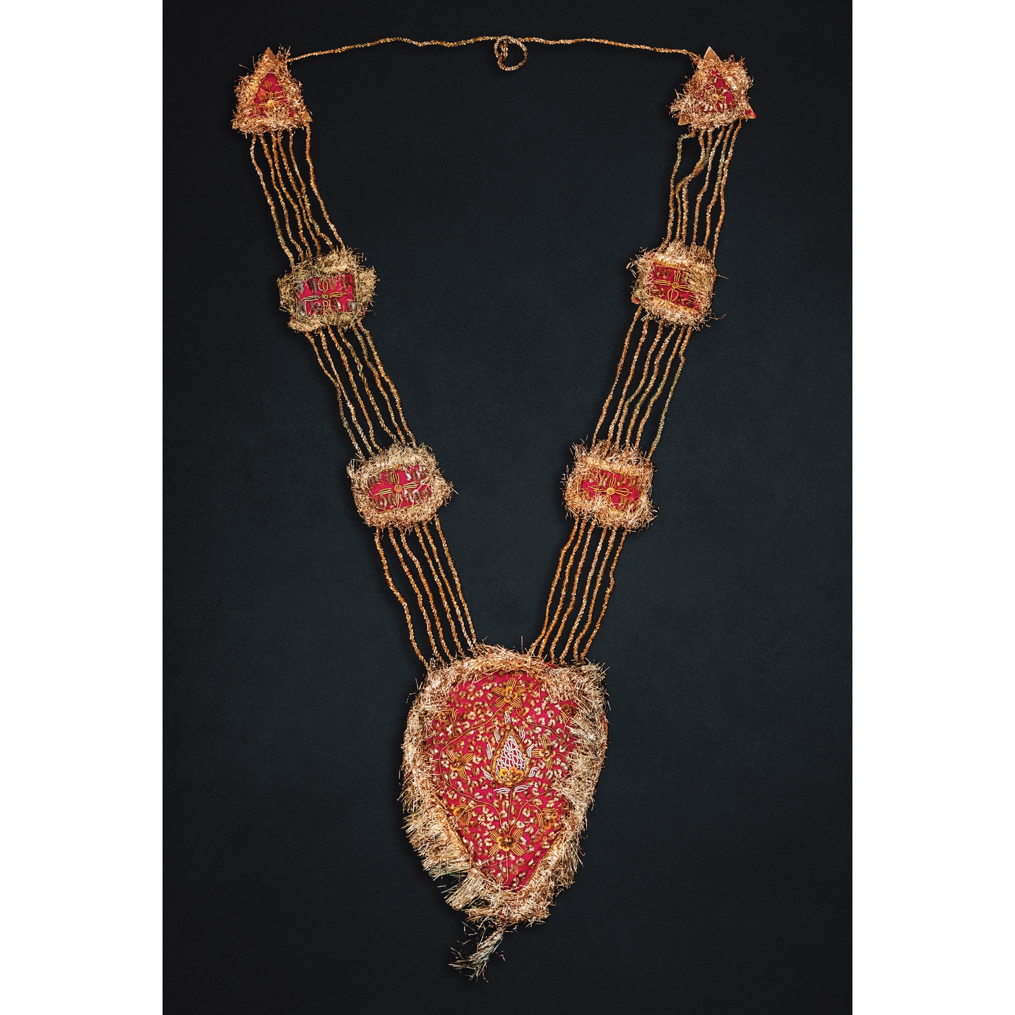 A GARLAND PRESENTED AND WORN BY MAHATMA GANDHI DURING THE DANDI MARCH IN 1930