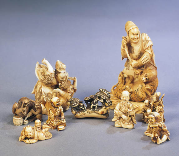 A group of three netsuke