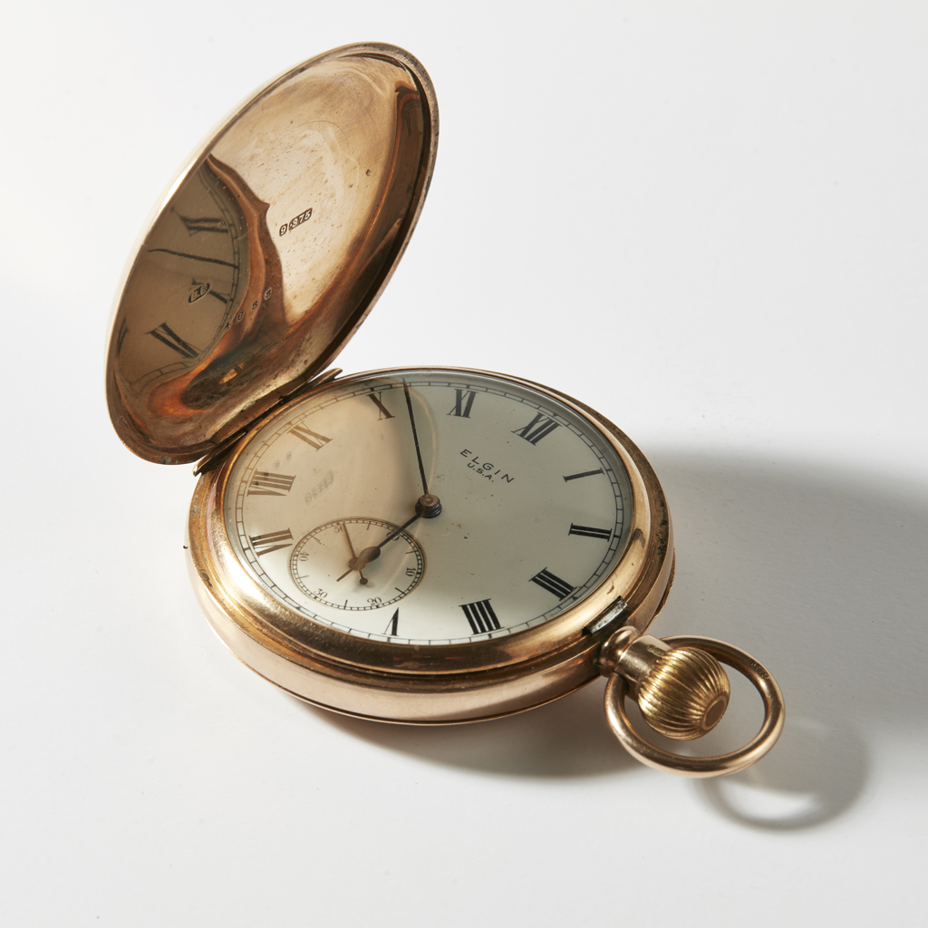 ELGIN - A gentleman's 9ct gold hunter cased pocket watch