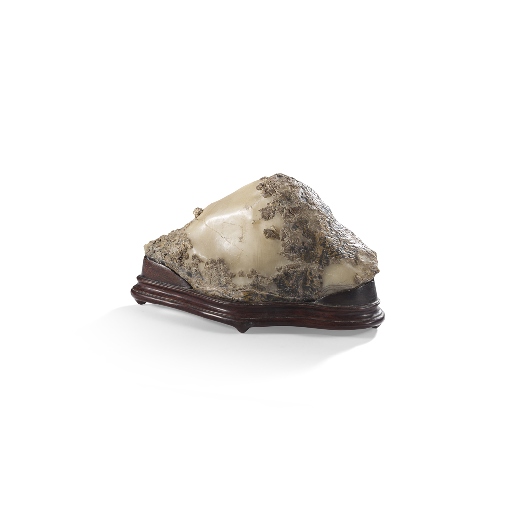 WHITE AGATE SCHOLAR'S ROCK