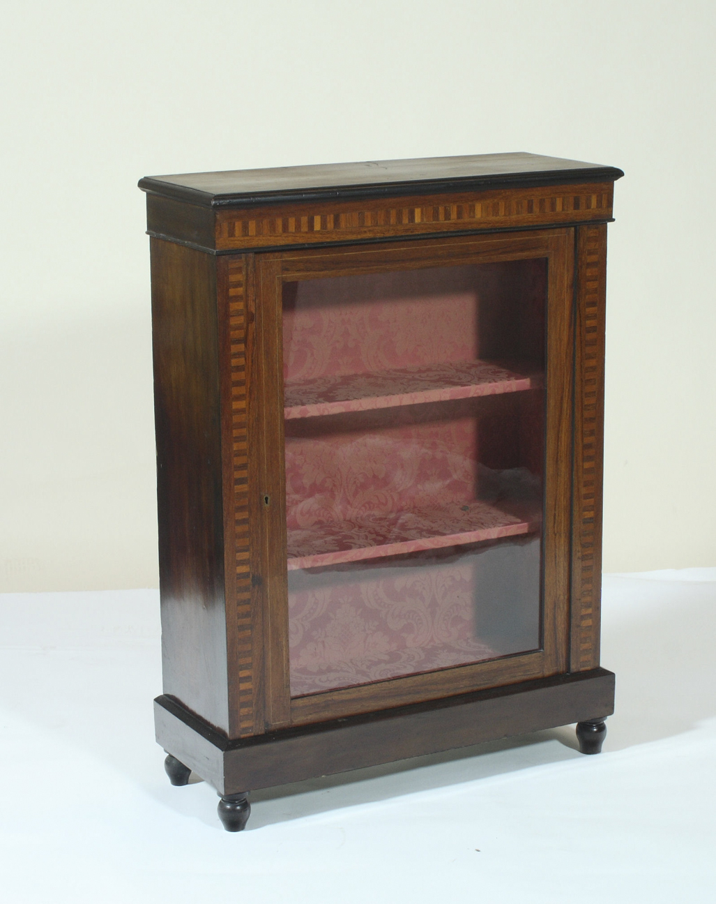 A Victorian mahogany side cabinet