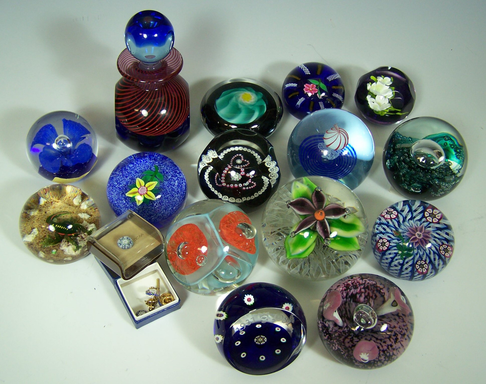 A collection modern Scottish glass paperweights