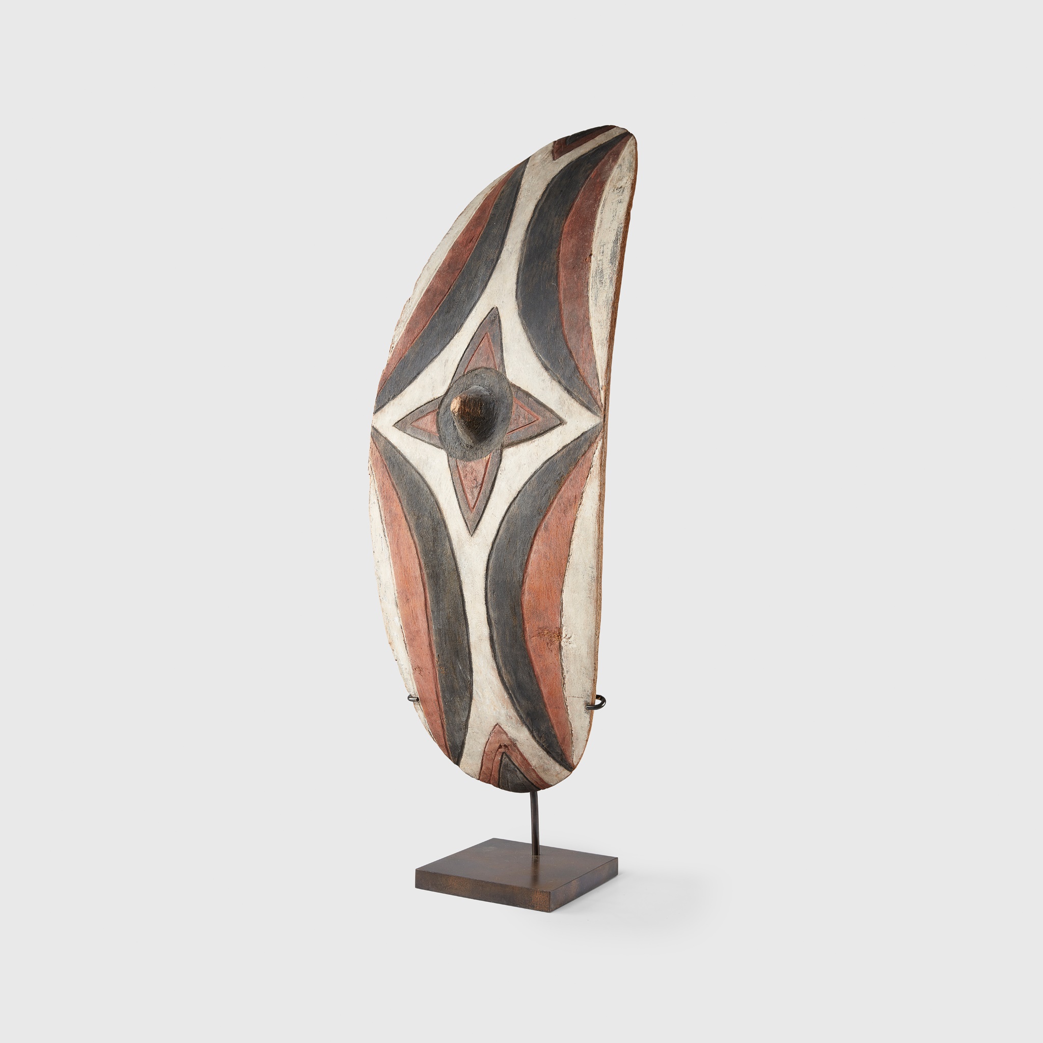 LARGE TUTSI CEREMONIAL SHIELD