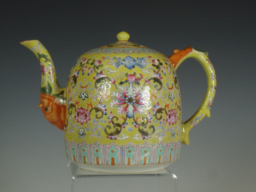 A Chinese yellow ground teapot and cover