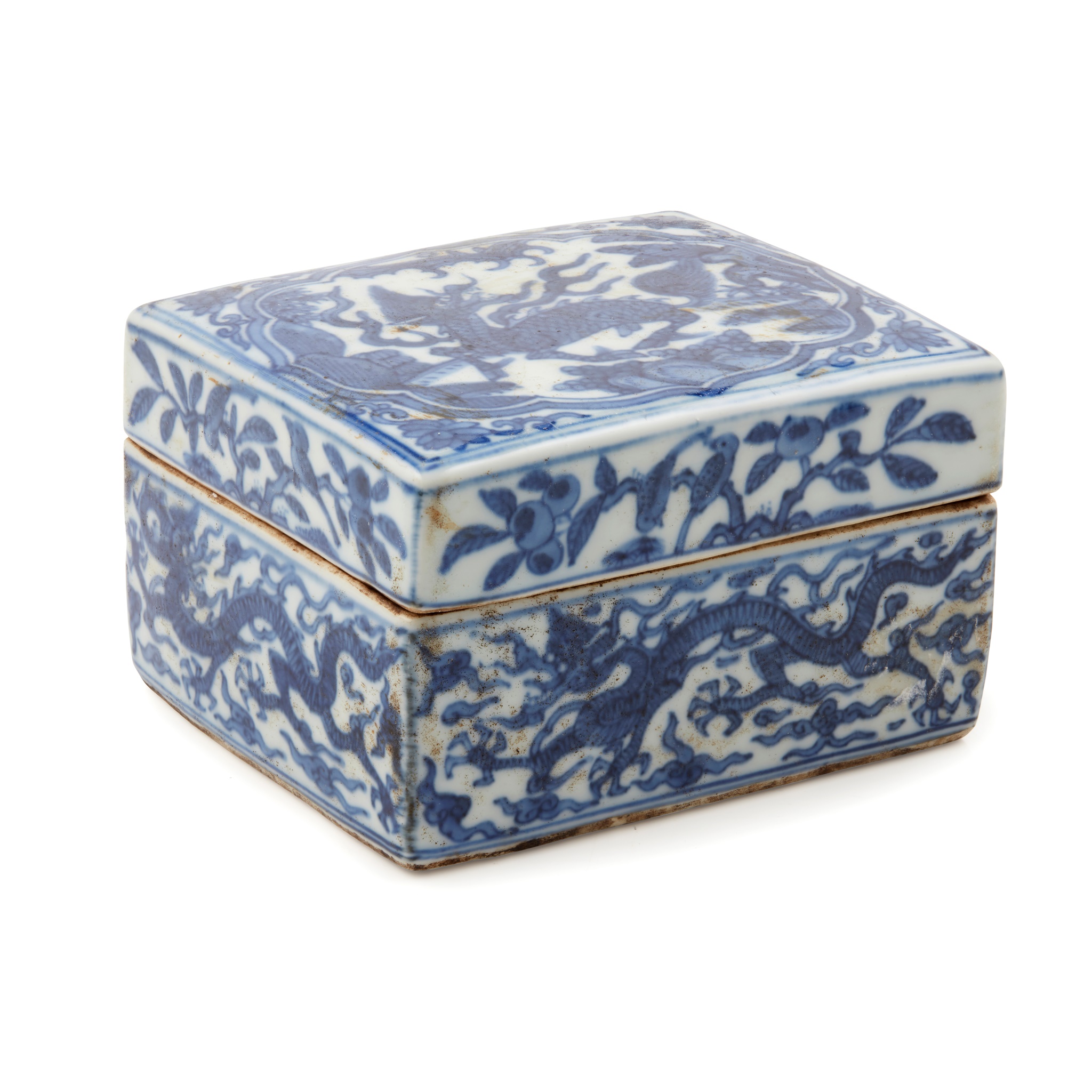 BLUE AND WHITE 'QILIN' RECTANGULAR BOX WITH COVER