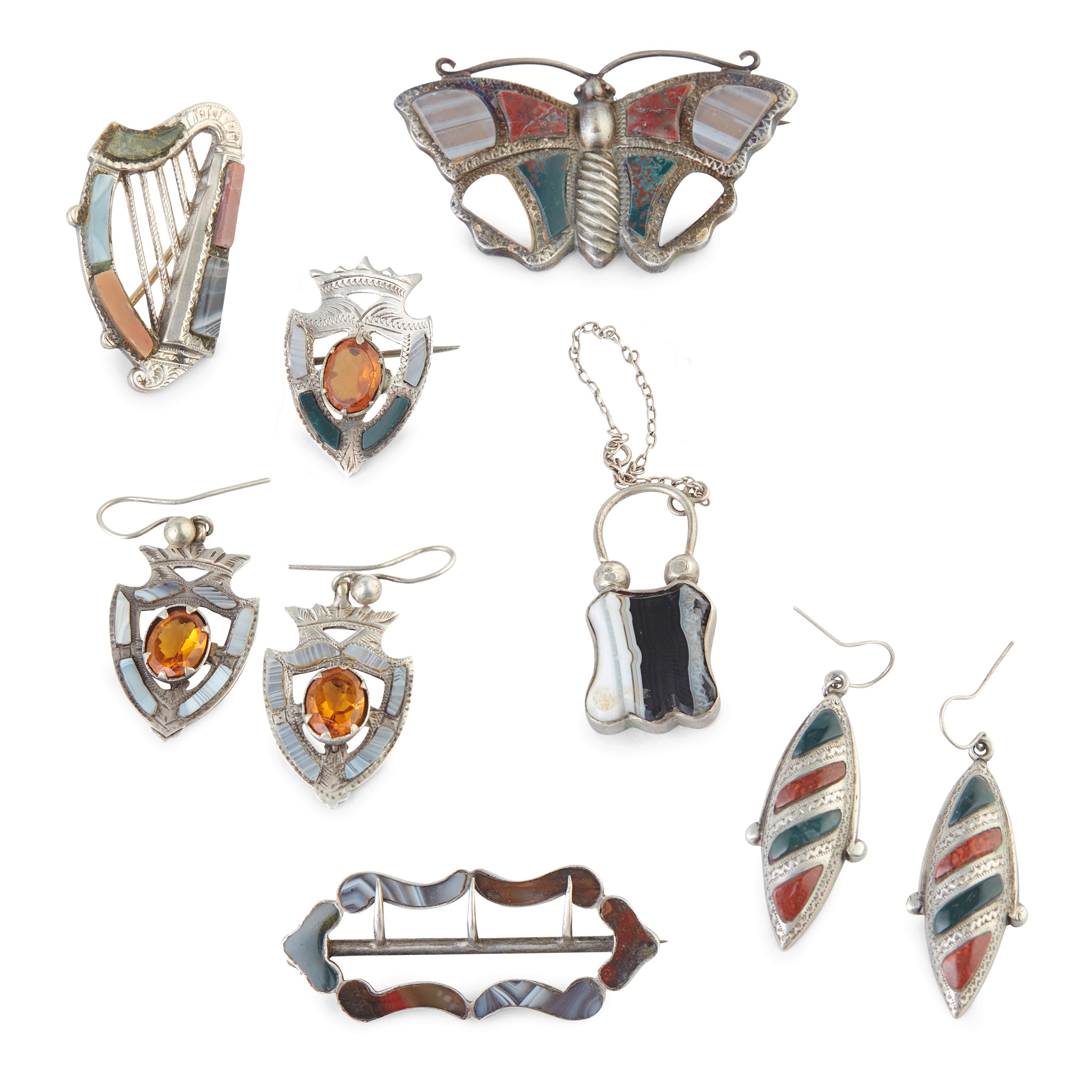 A MATCHED CITRINE AND AGATE SET JEWELLERY SUITE