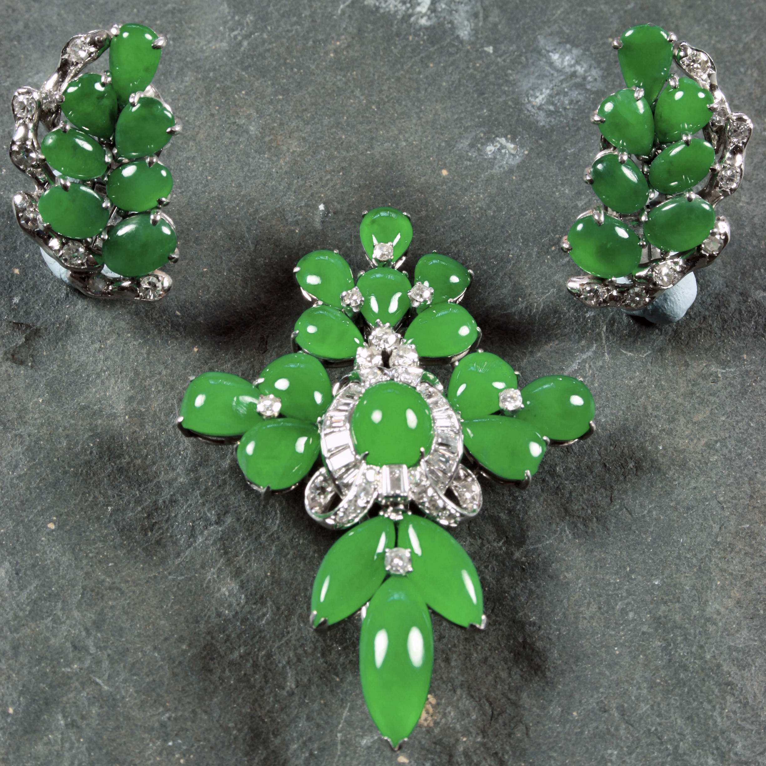 A jade and diamond set suite,