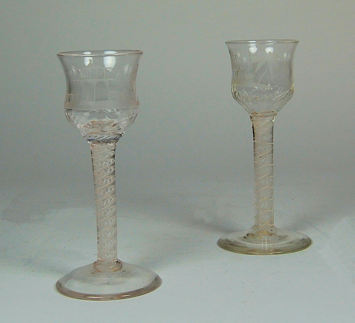 PAIR OF SMALL WINE GLASSES