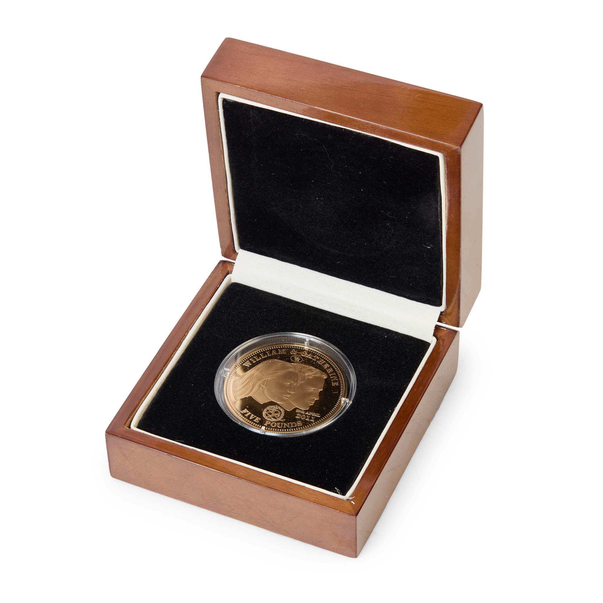 TRISTAN DA CUNHA - £5 COIN