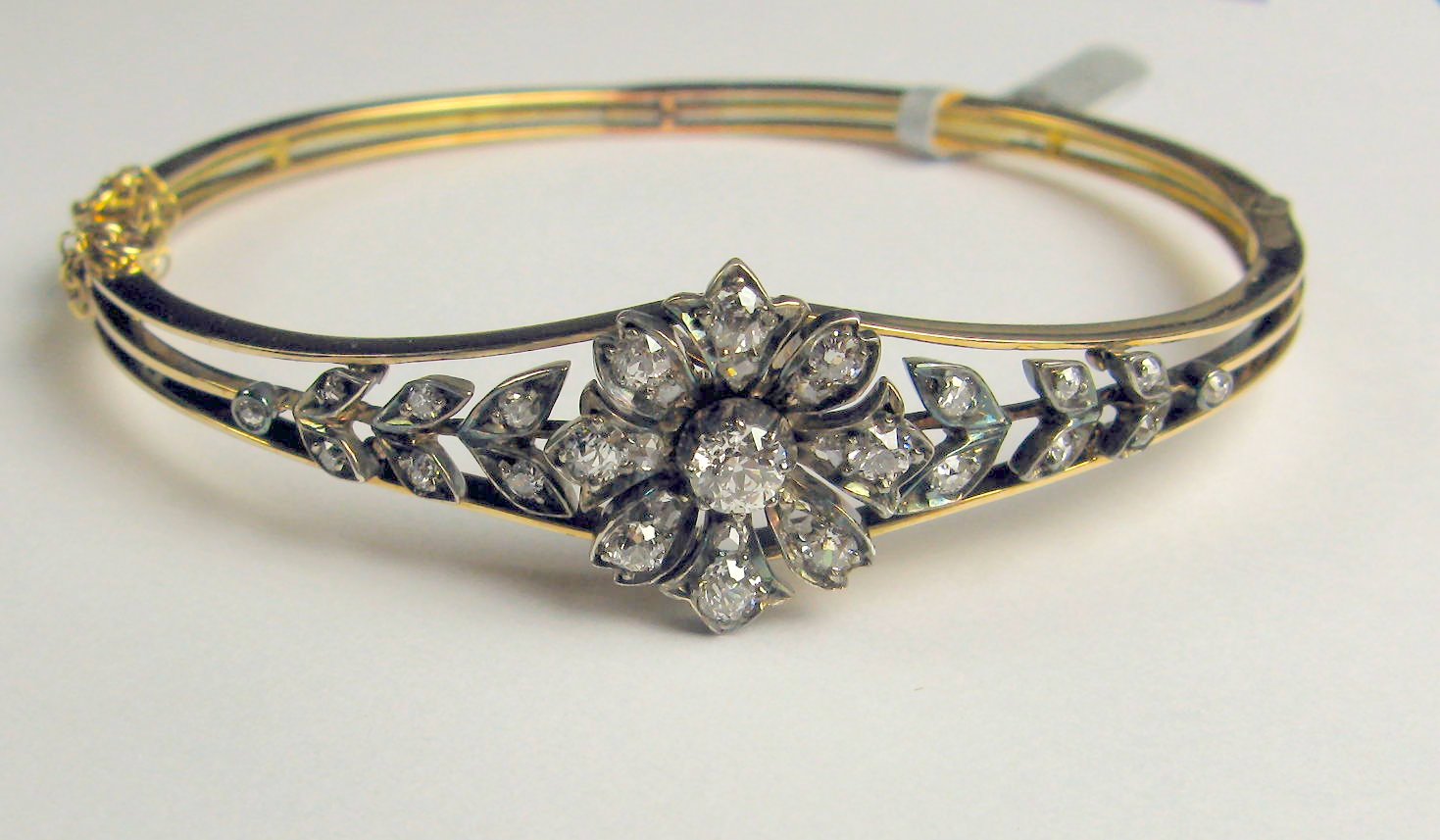 An Edwardian diamond set bangle