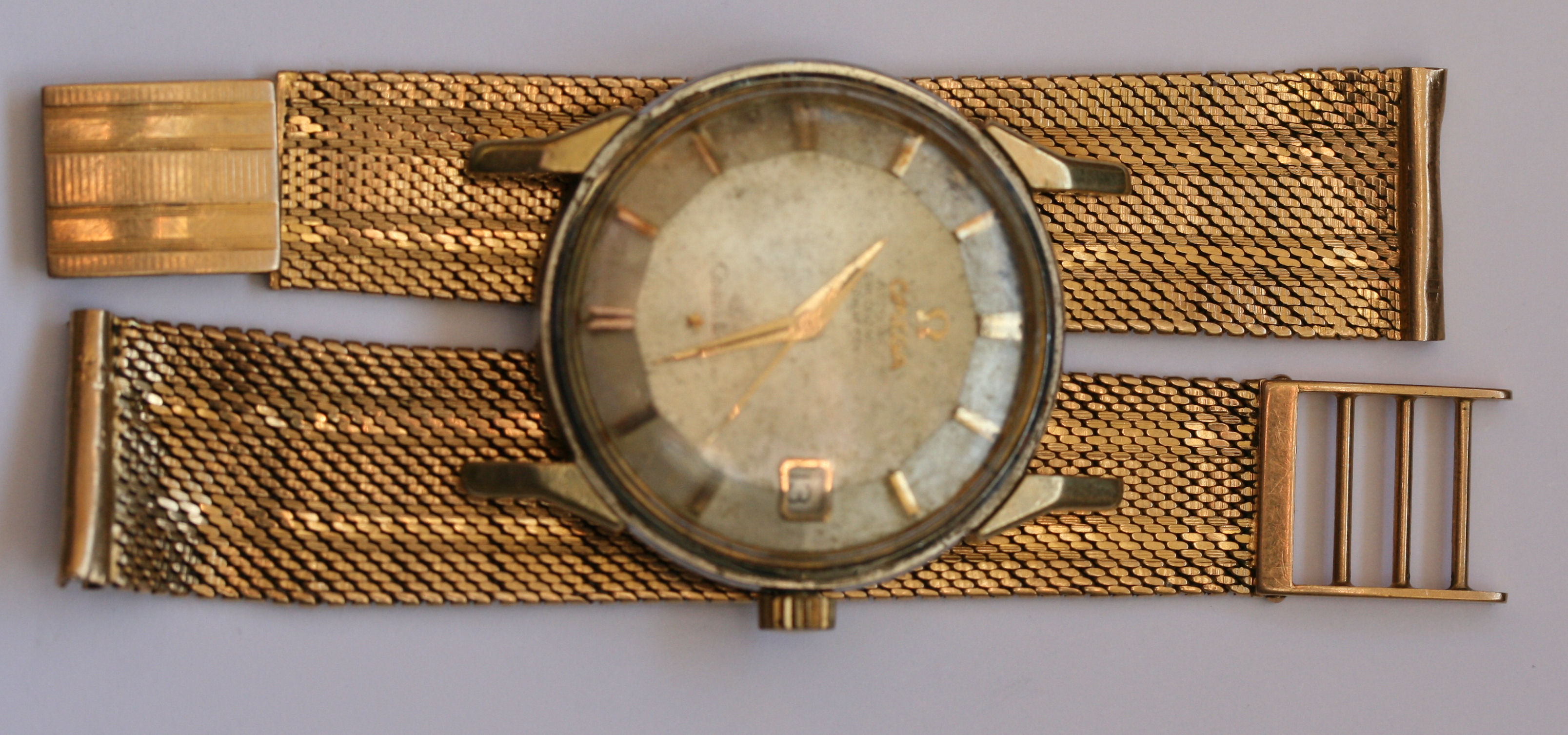 Omega Constellation - a gent's wristwatch