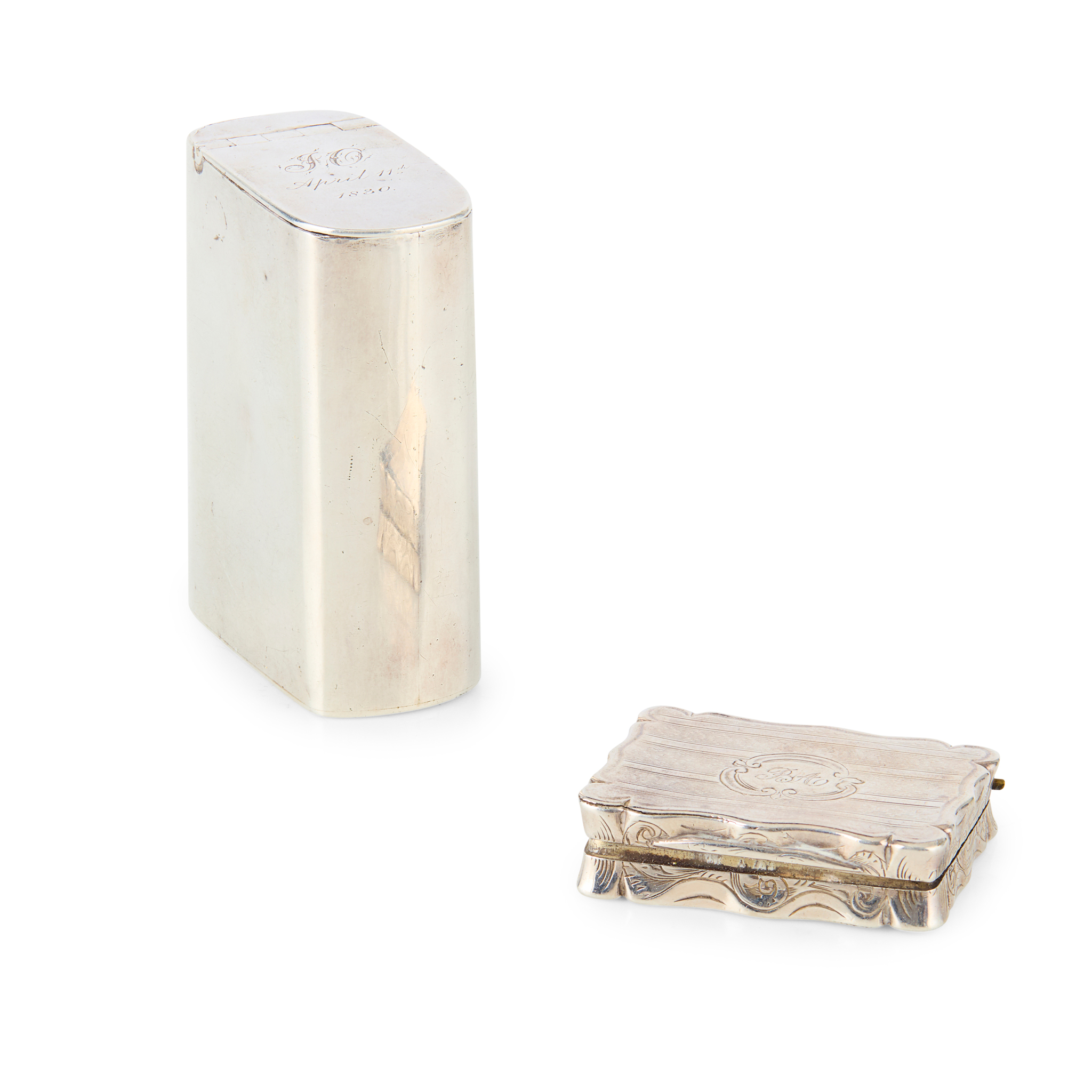 A VICTORIAN SNUFF BOX