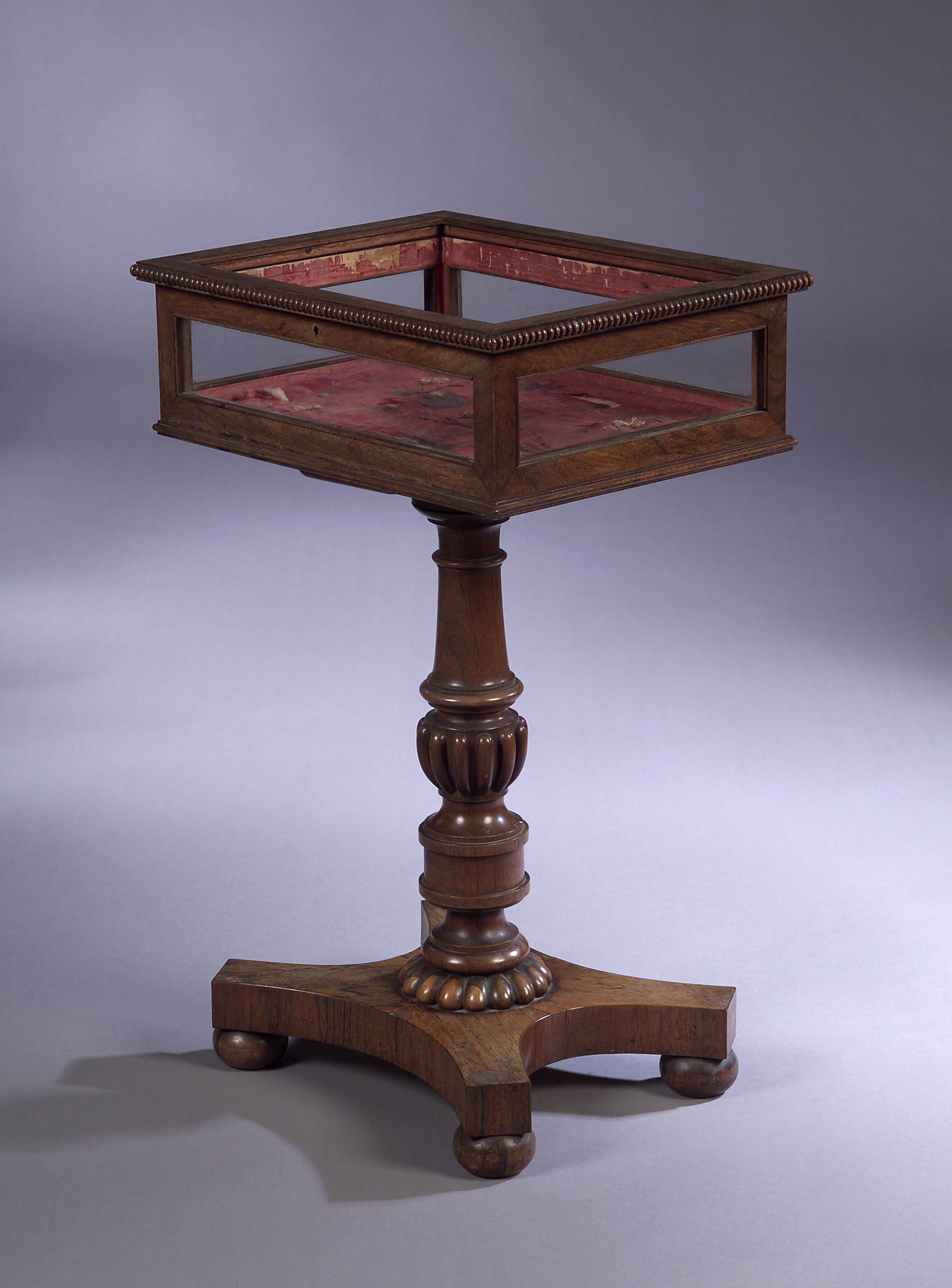 A Regency rosewood bijouterie table