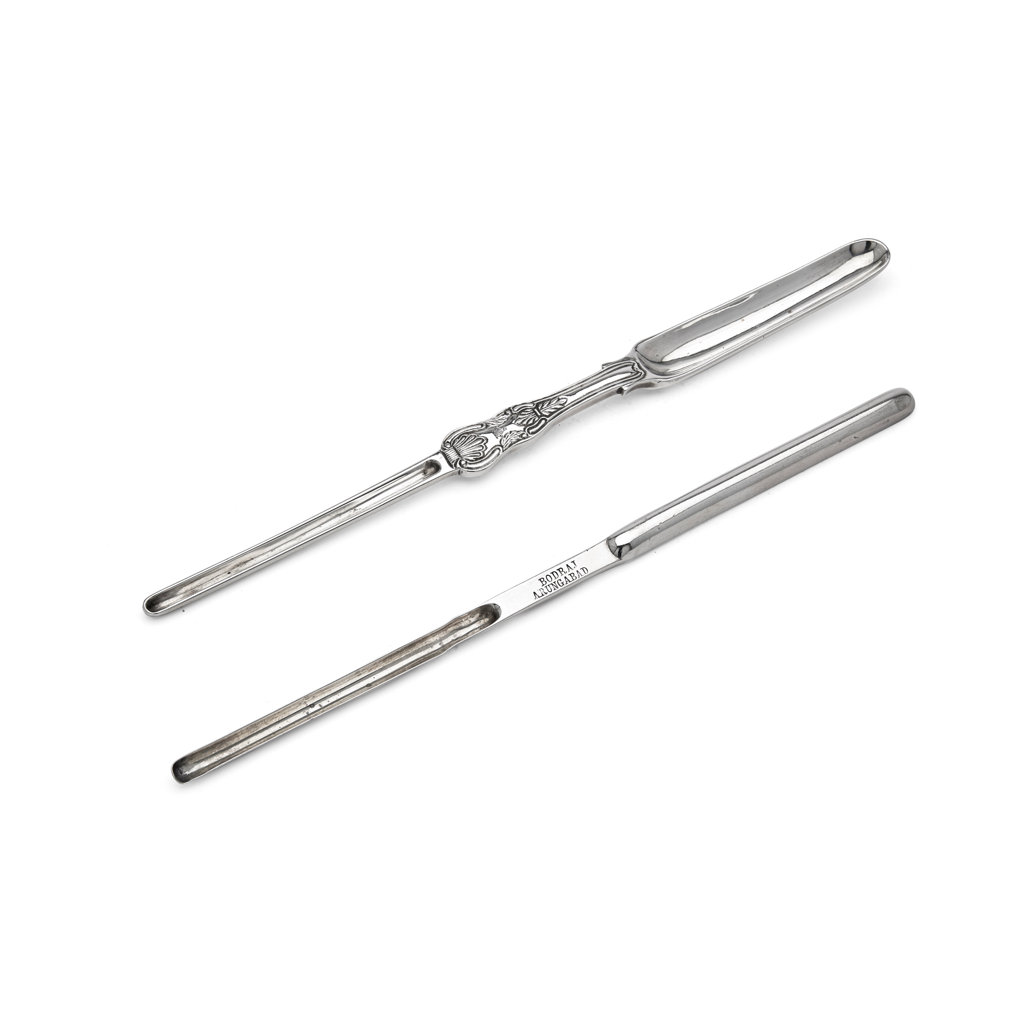 A COLLECTION OF TWO INDIAN EXPORT MARKET MARROW SCOOPS