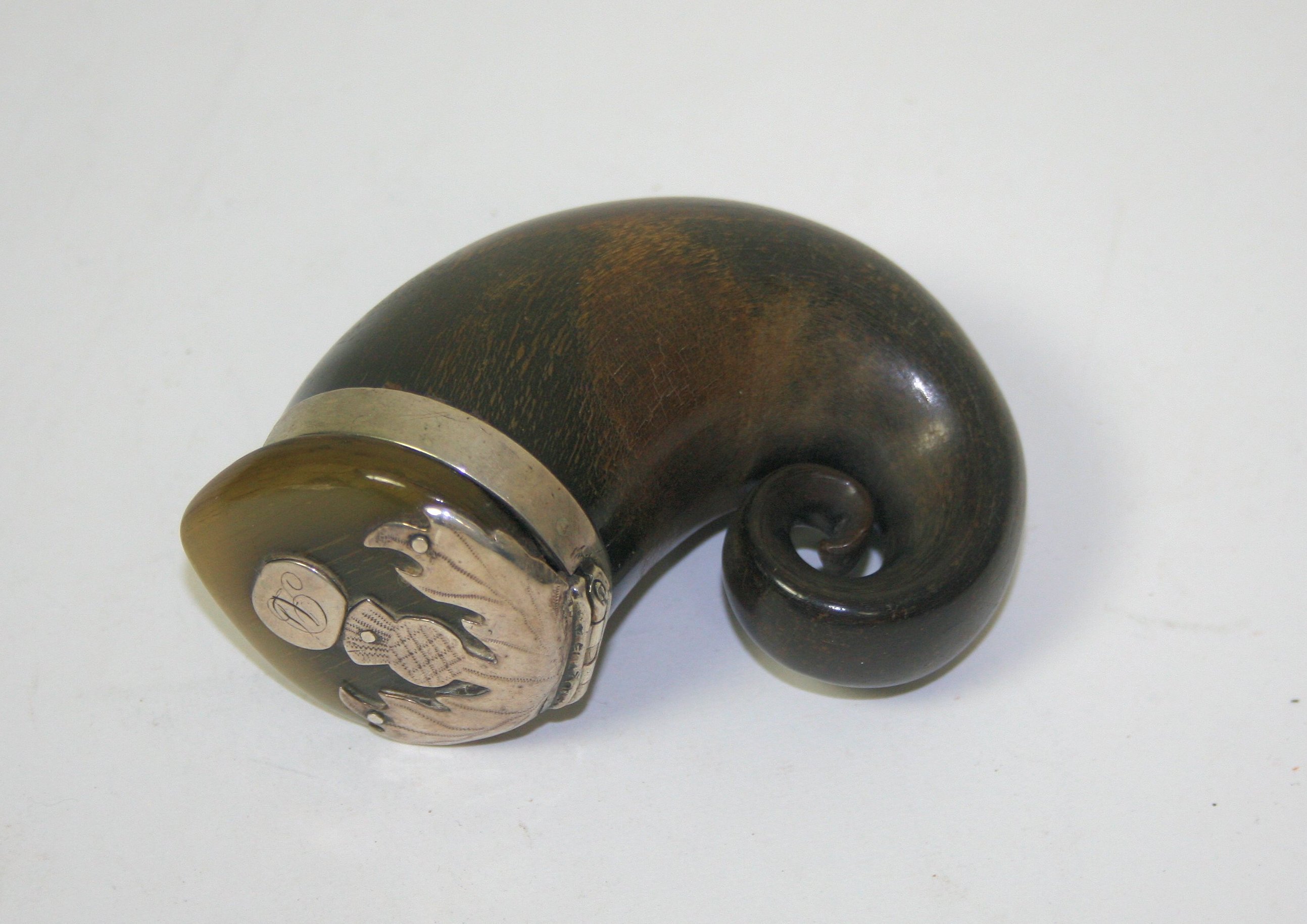 An 18th century ram's horn snuff mull