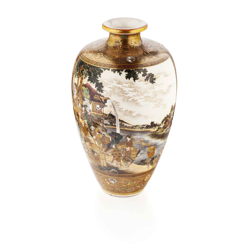 LARGE JAPANESE SATSUMA VASE