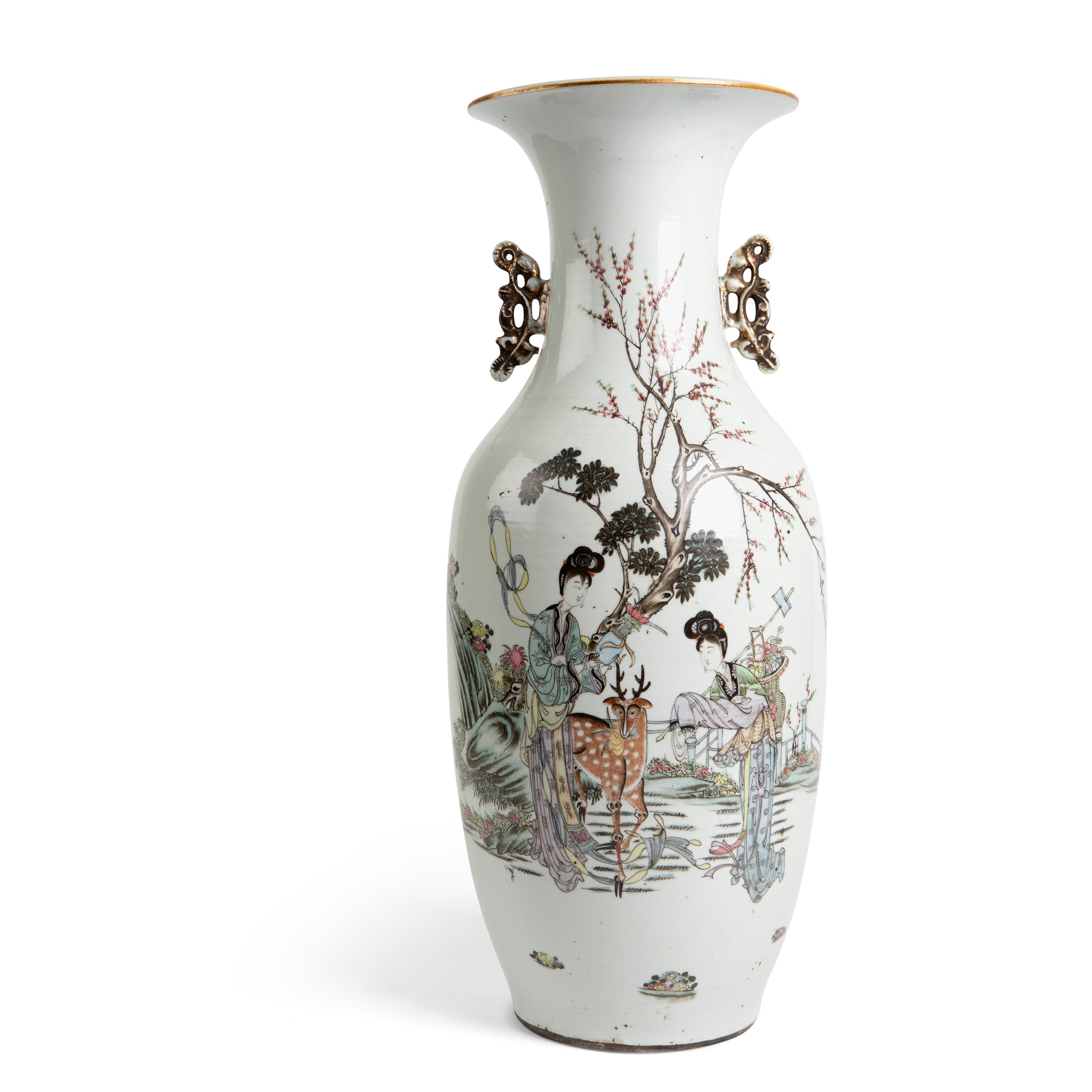 LARGE FAMILLE ROSE VASE