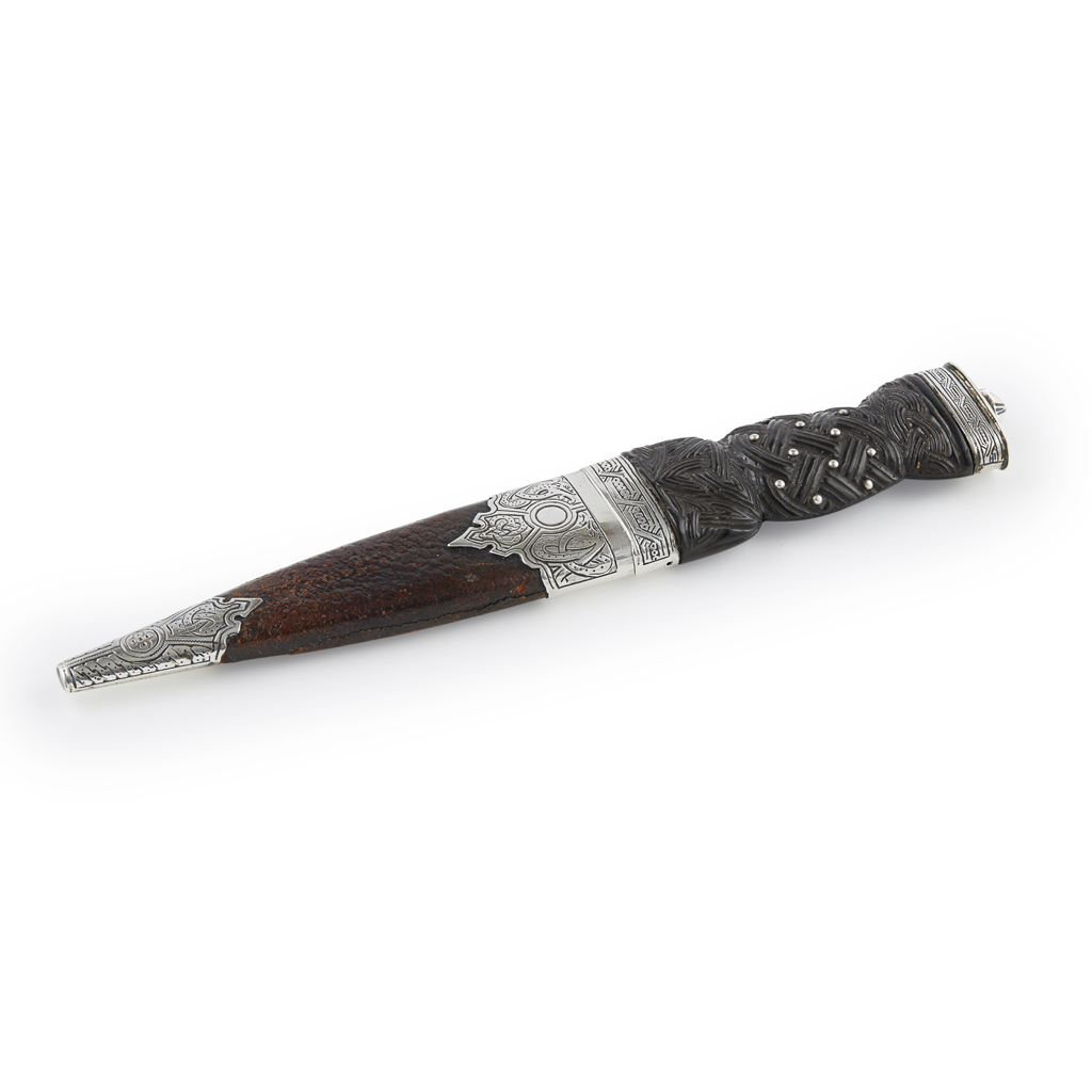 AN EDWARDIAN SGIAN DUBH