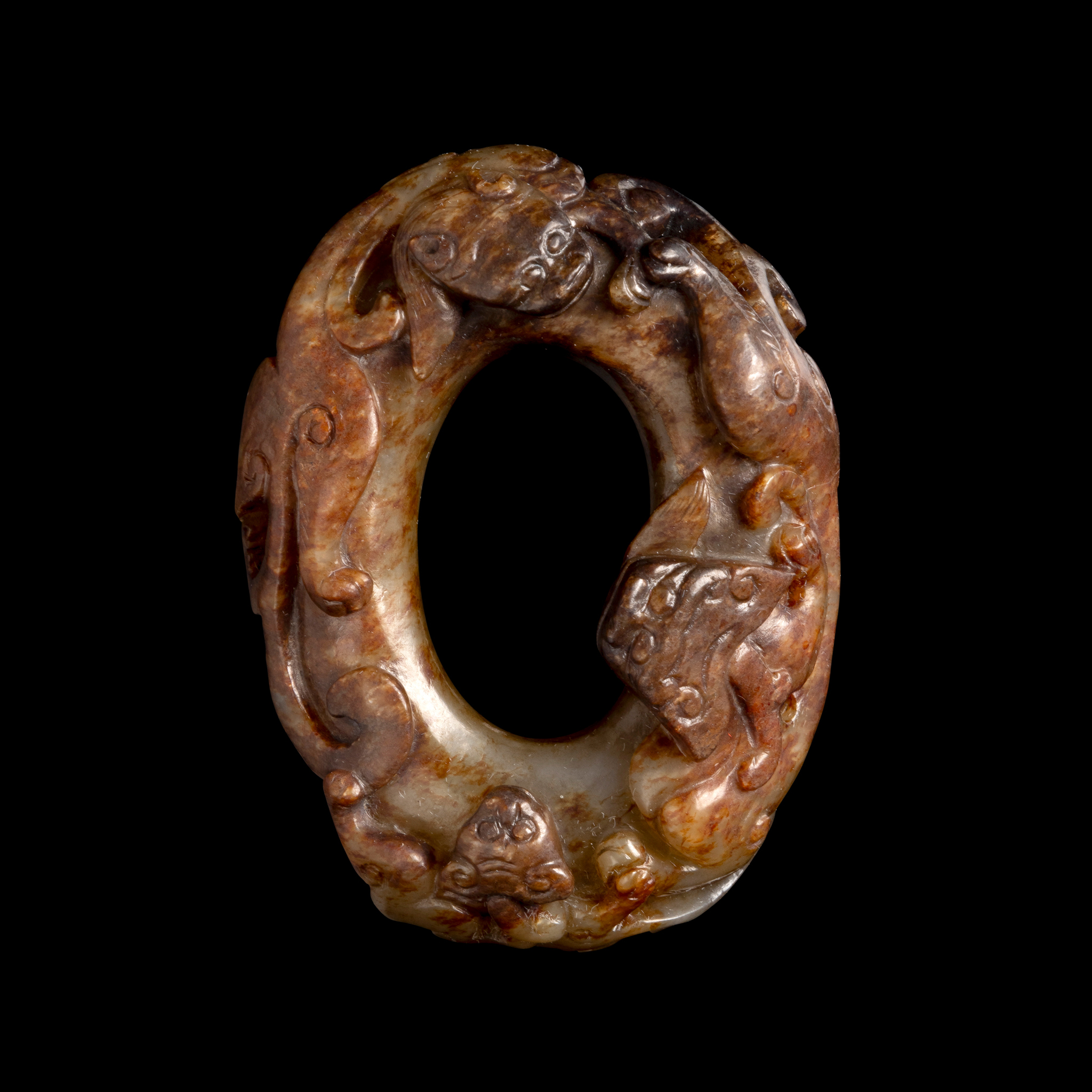 CHINESE WHITE JADE WITH RUSSET INCLUSIONS 'CHI-DRAGON' OVAL PENDANT