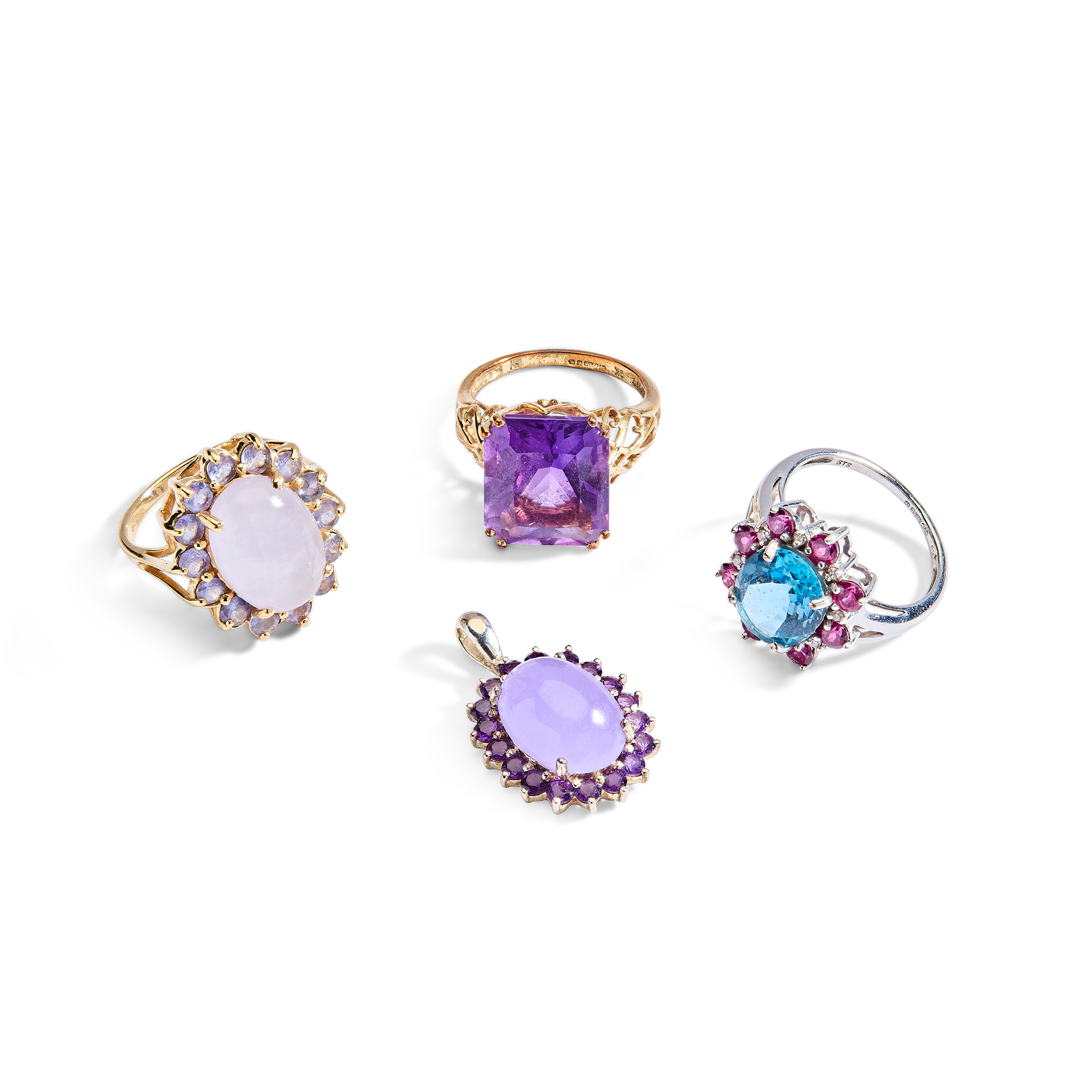 A collection of jewellery