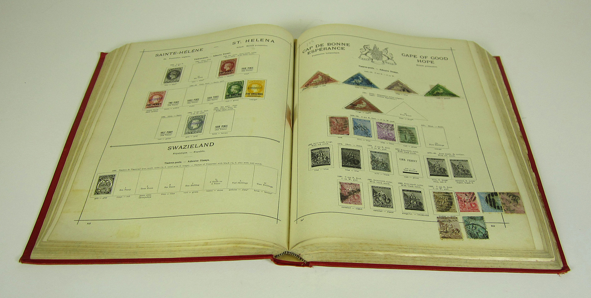 COLLECTION OF WORLD STAMPS