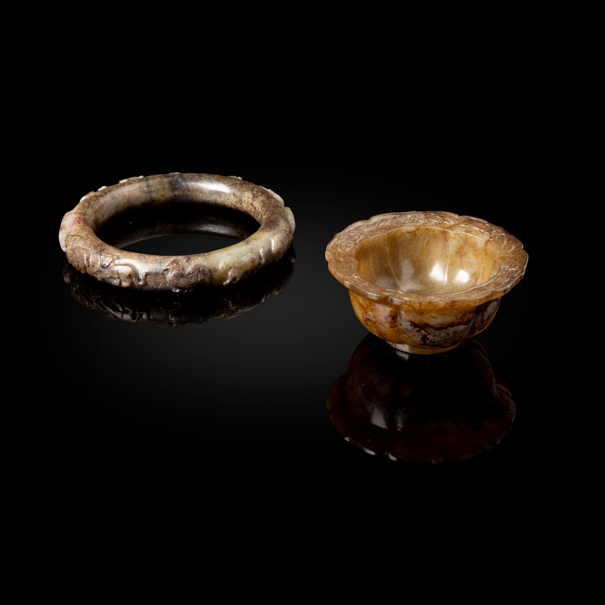 CHINESE CELADON JADE FOLIATED CUP AND 'TWELVE ZODIAC' BRACELET