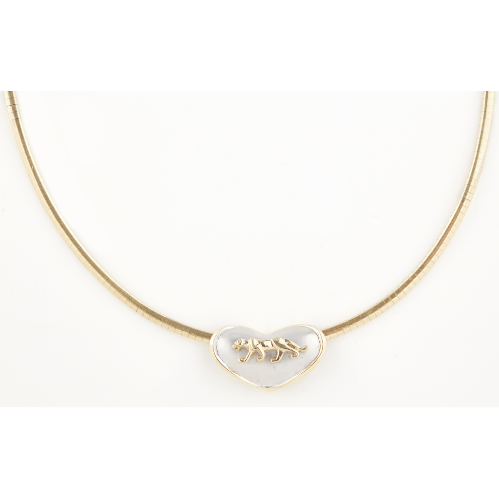 A contemporary pendant necklace