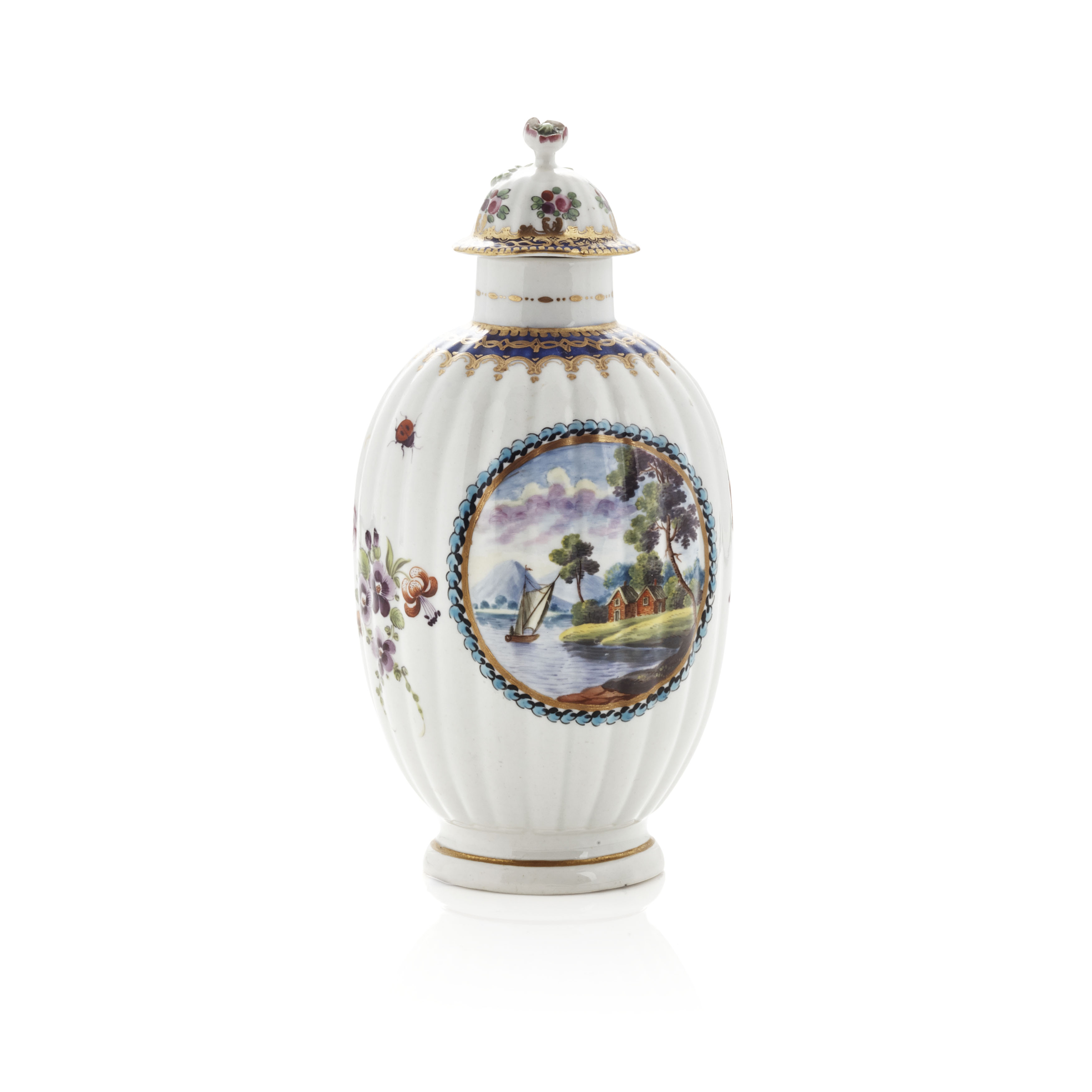 WORCESTER FIRST PERIOD PORCELAIN TEA JAR & COVER