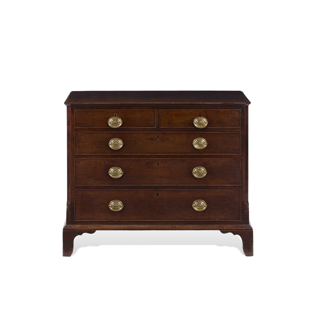 LATE GEORGE III MAHOGANY CHEST OF DRAWERS
