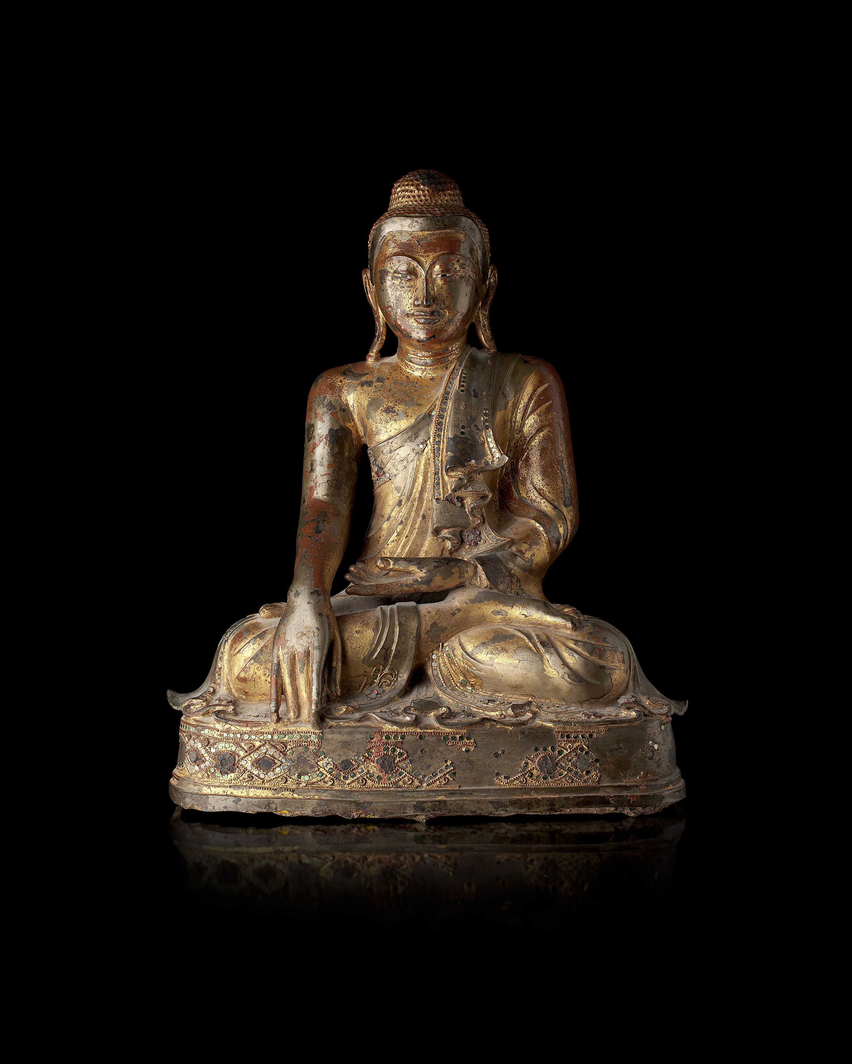 CHINESE GILT BRONZE AND 'JEWELLED' FIGURE OF BUDDHA SAKYAMUNI