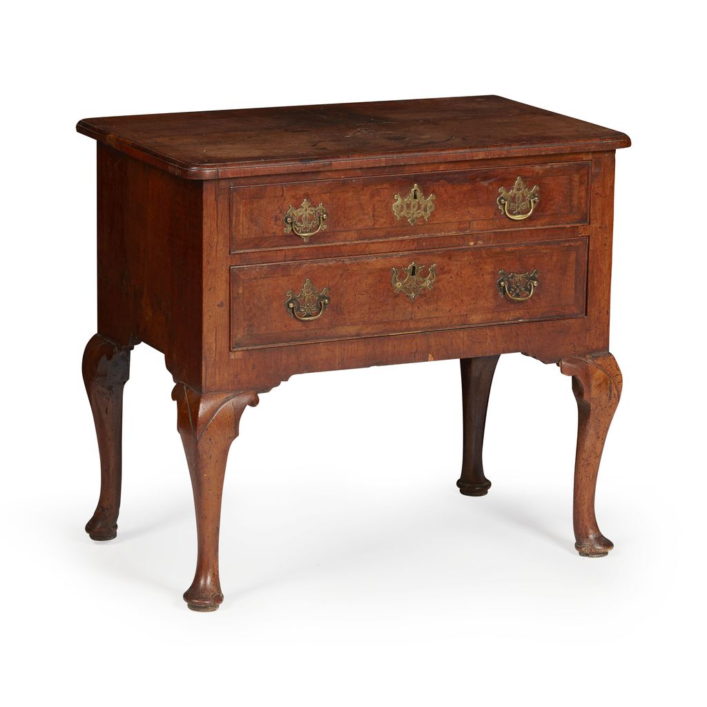 GEORGE I WALNUT LOW BOY