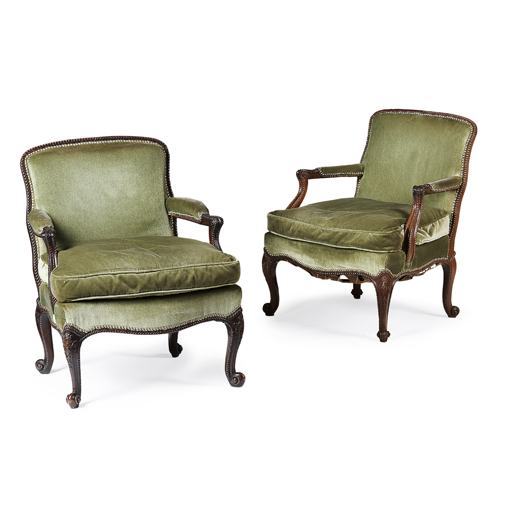MATCHED PAIR OF GEORGIAN STYLE MAHOGANY ARMCHAIRS