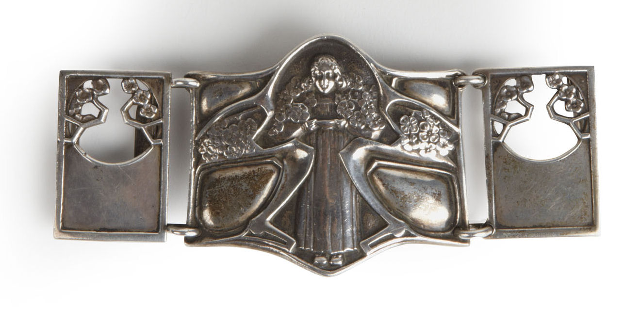 KATE HARRIS FOR WILLIAM HUTTON & SONS