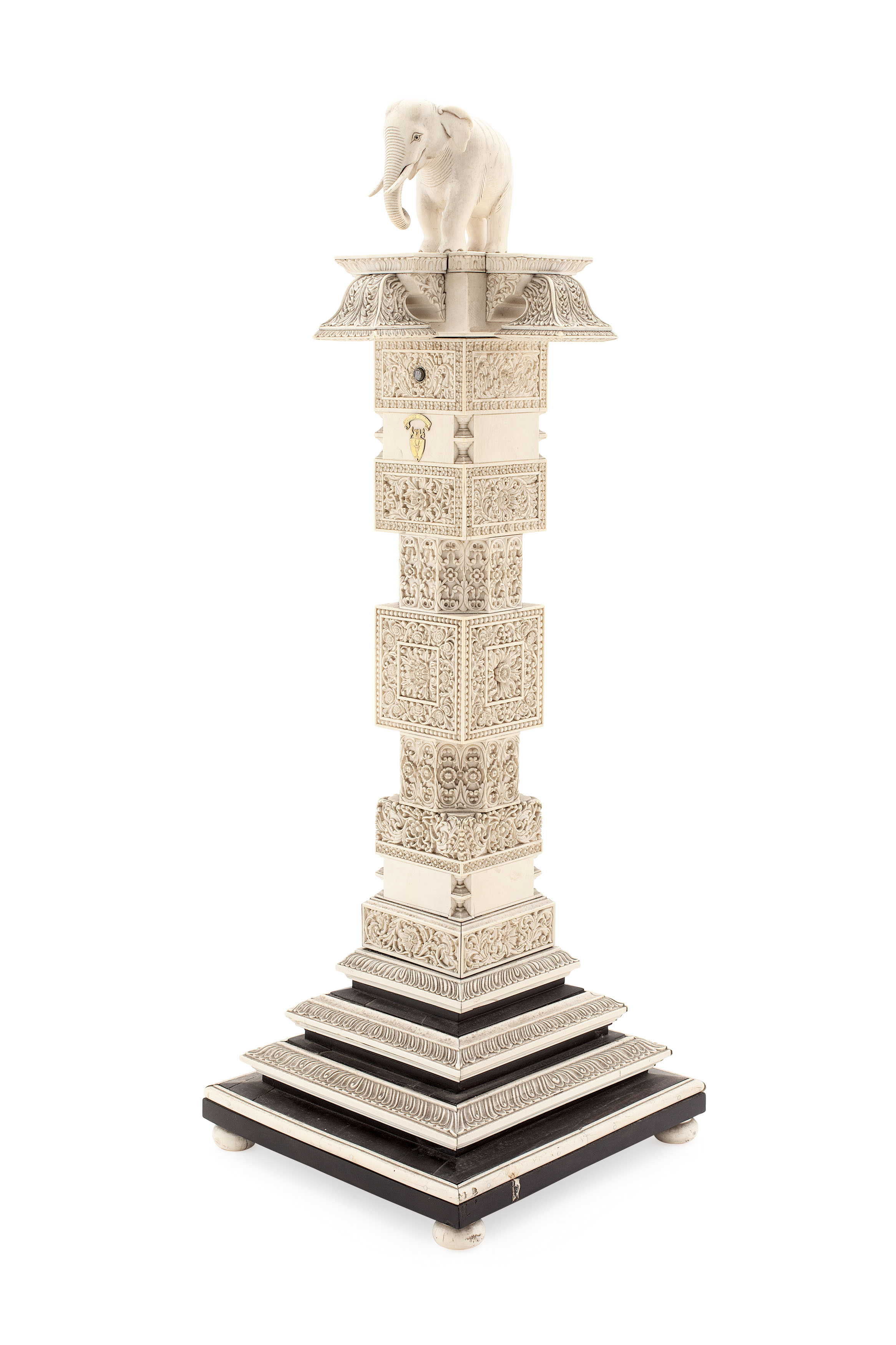 FINE INDIAN CARVED IVORY PRESENTATION SCROLL CASE