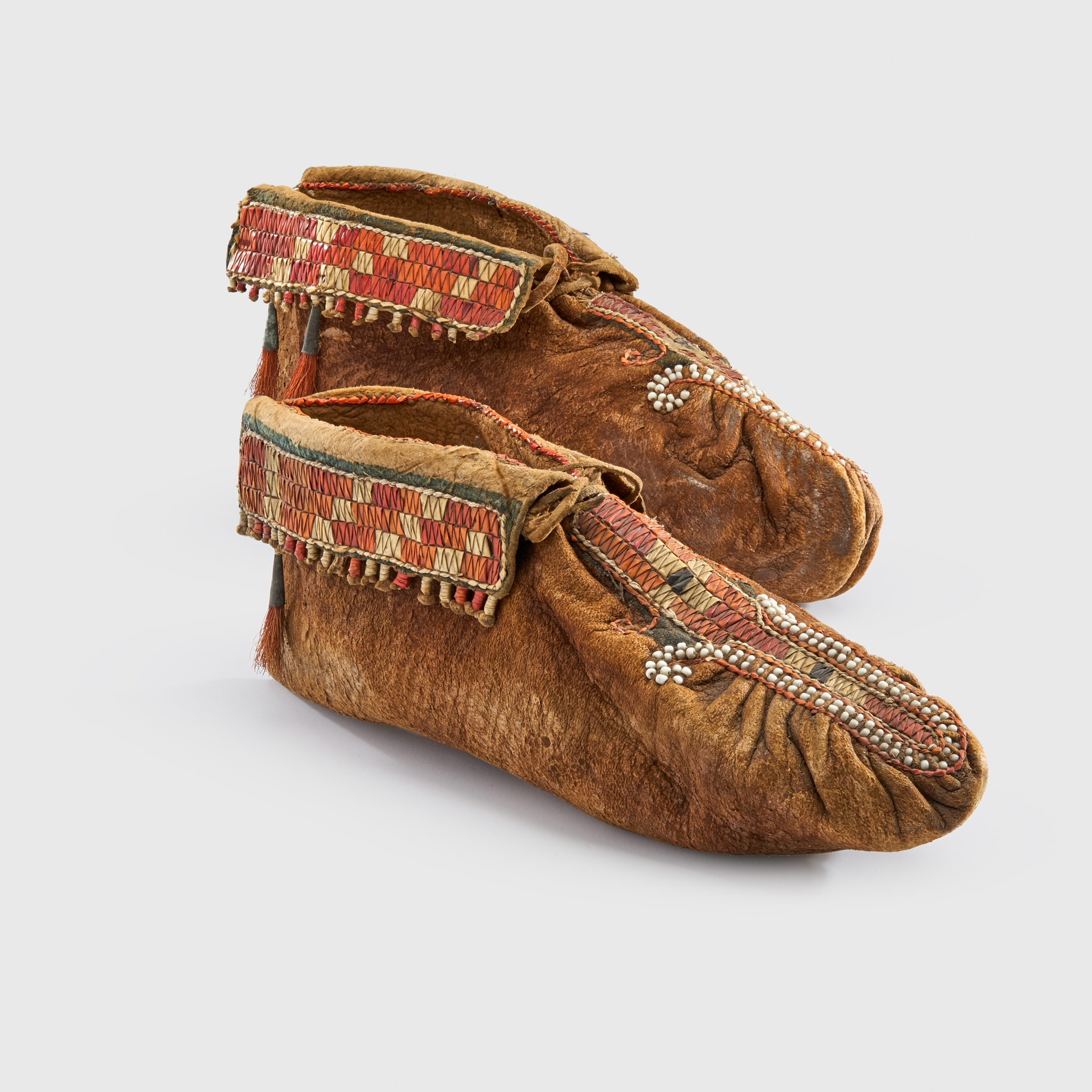 PAIR OF MOCCASINS