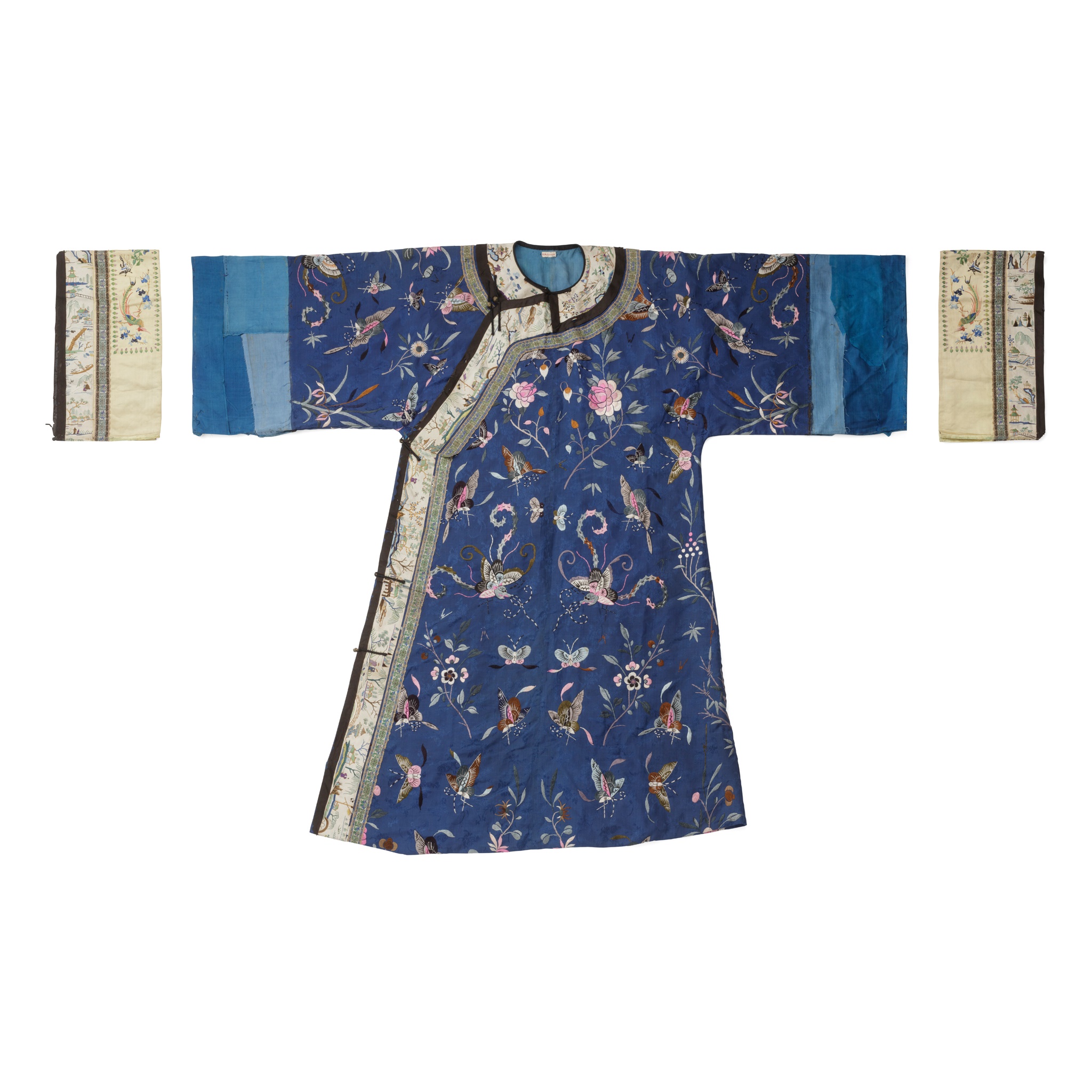 BLUE-GROUND SILK EMBROIDERED 'BUTTERFLY' LADY'S INFORMAL ROBE