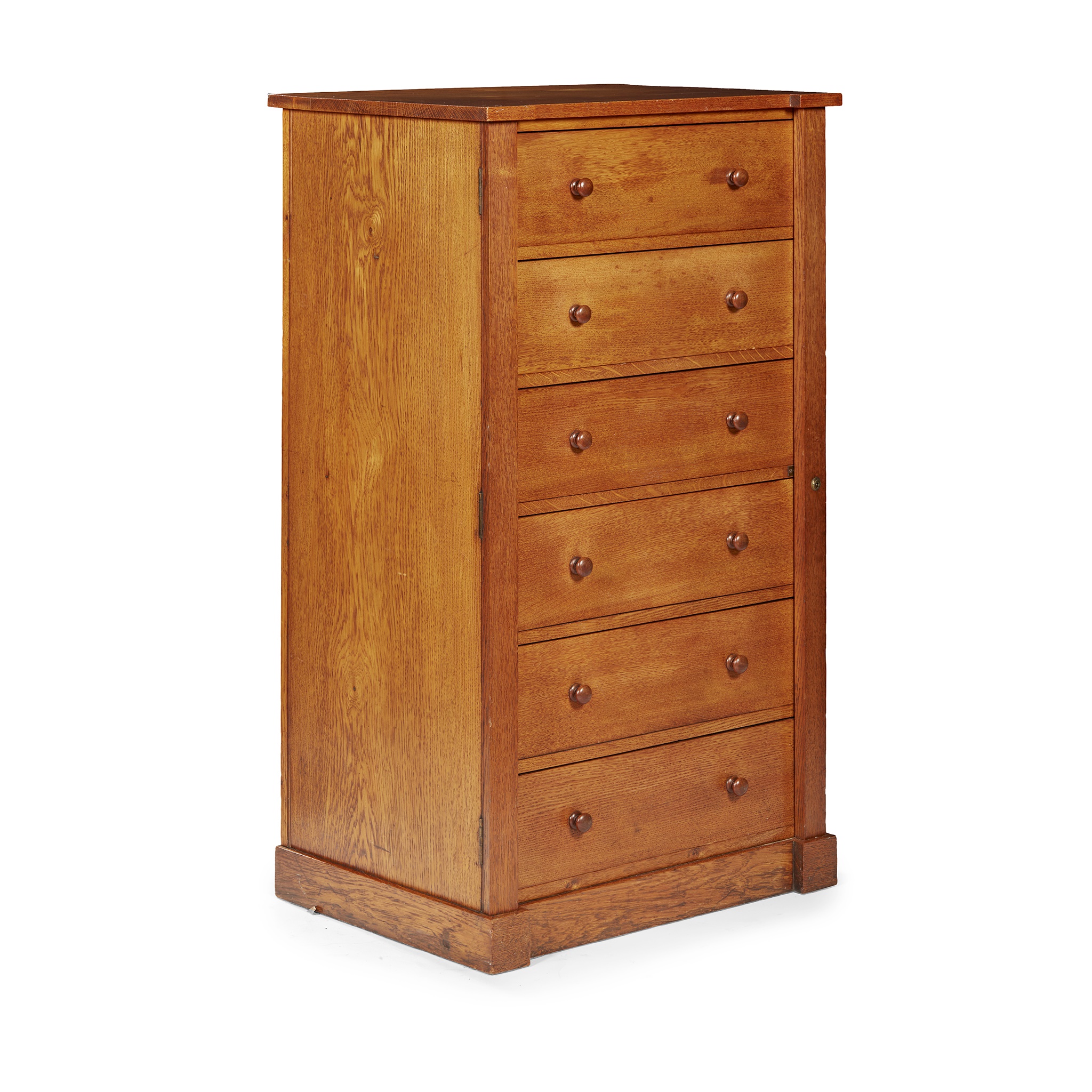 OAK WELLINGTON CHEST