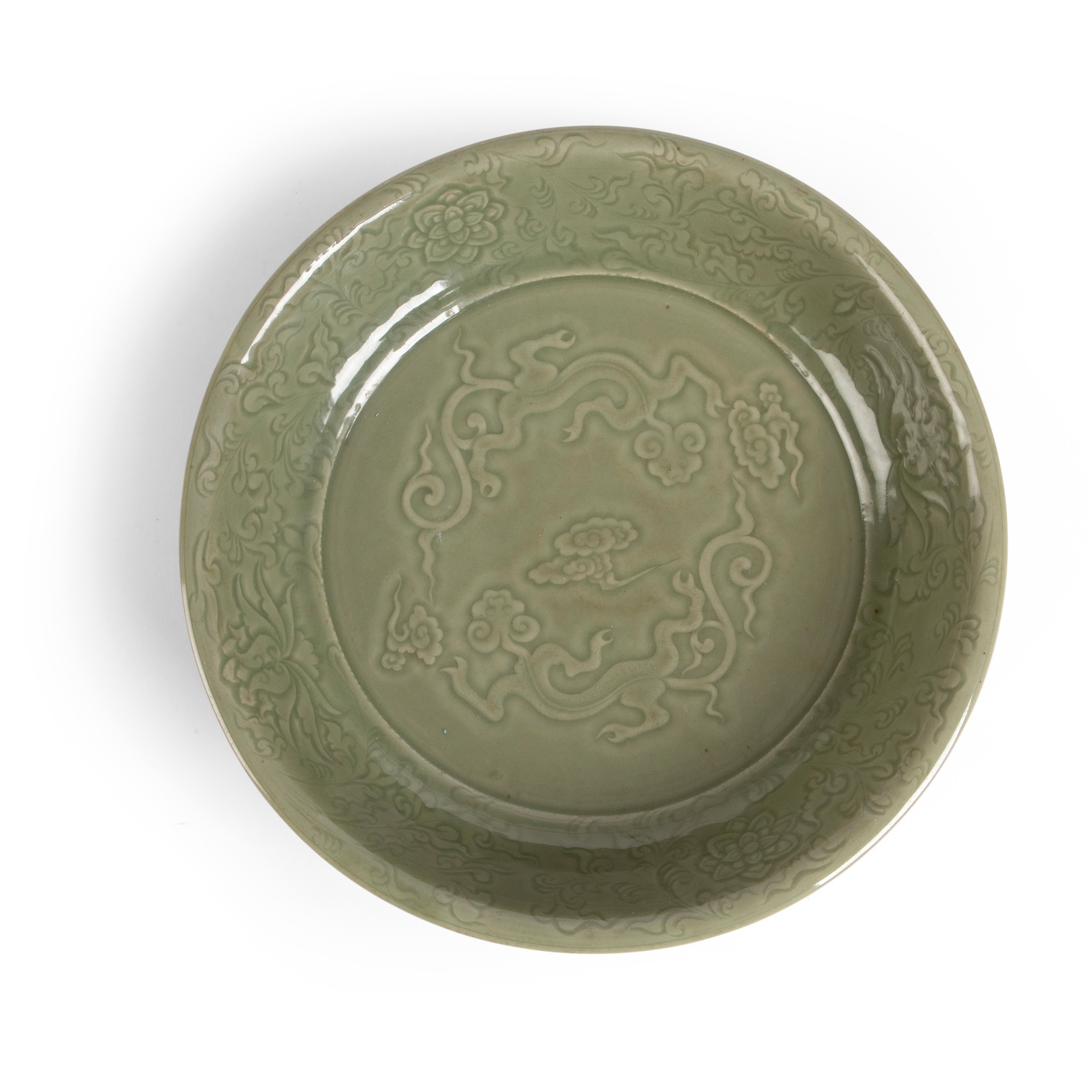LARGE LONGQUAN CELADON CARVED DRAGON BASIN