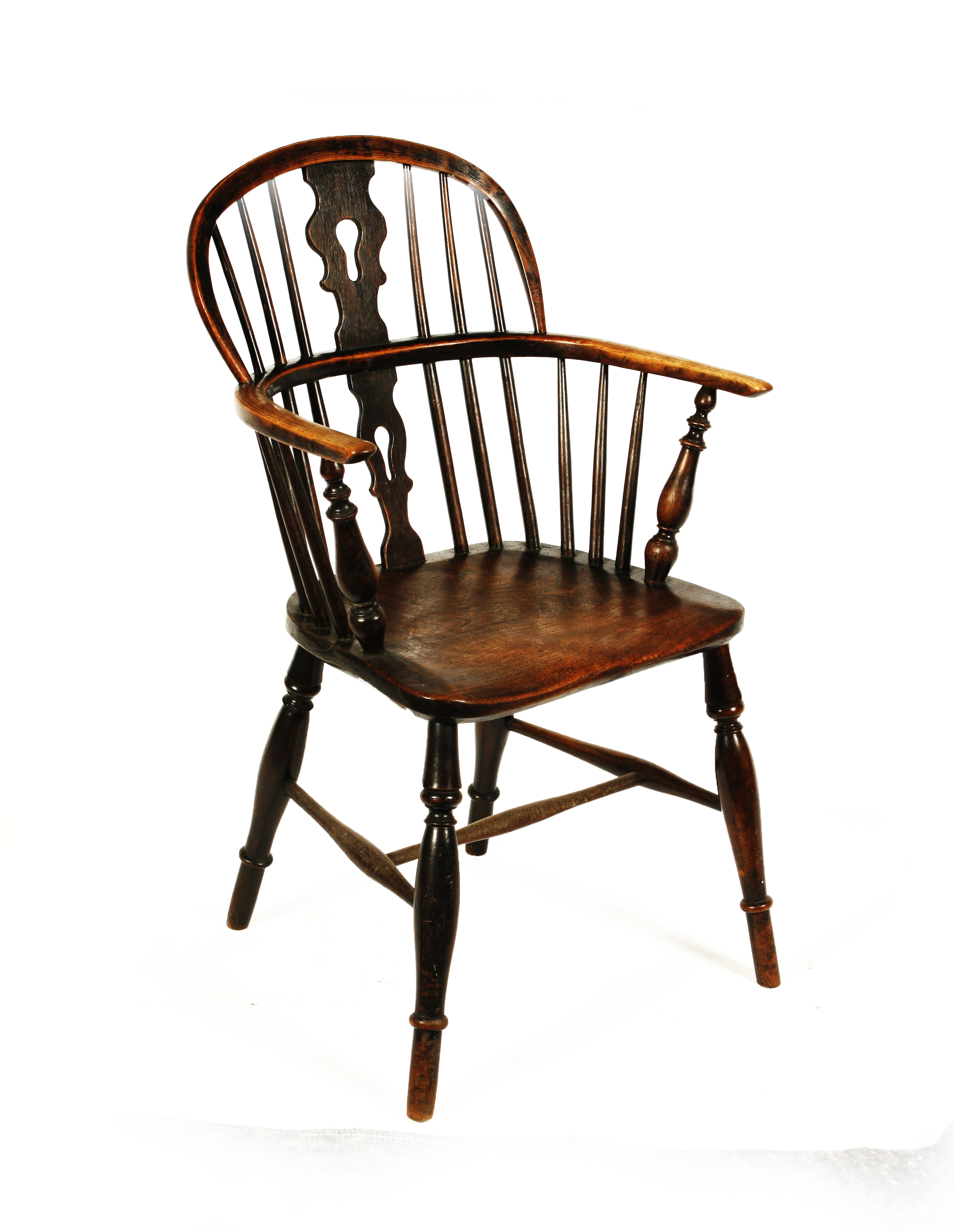 ELM AND BEECH WINDSOR ARMCHAIR