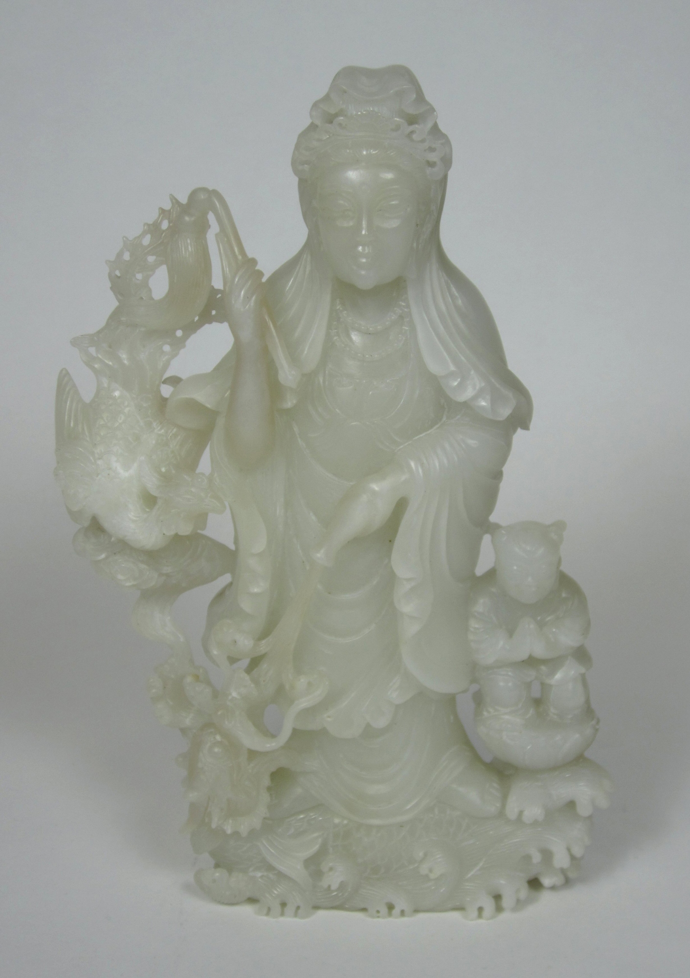 CHINESE CARVED JADE FIGURE OF GUANYIN