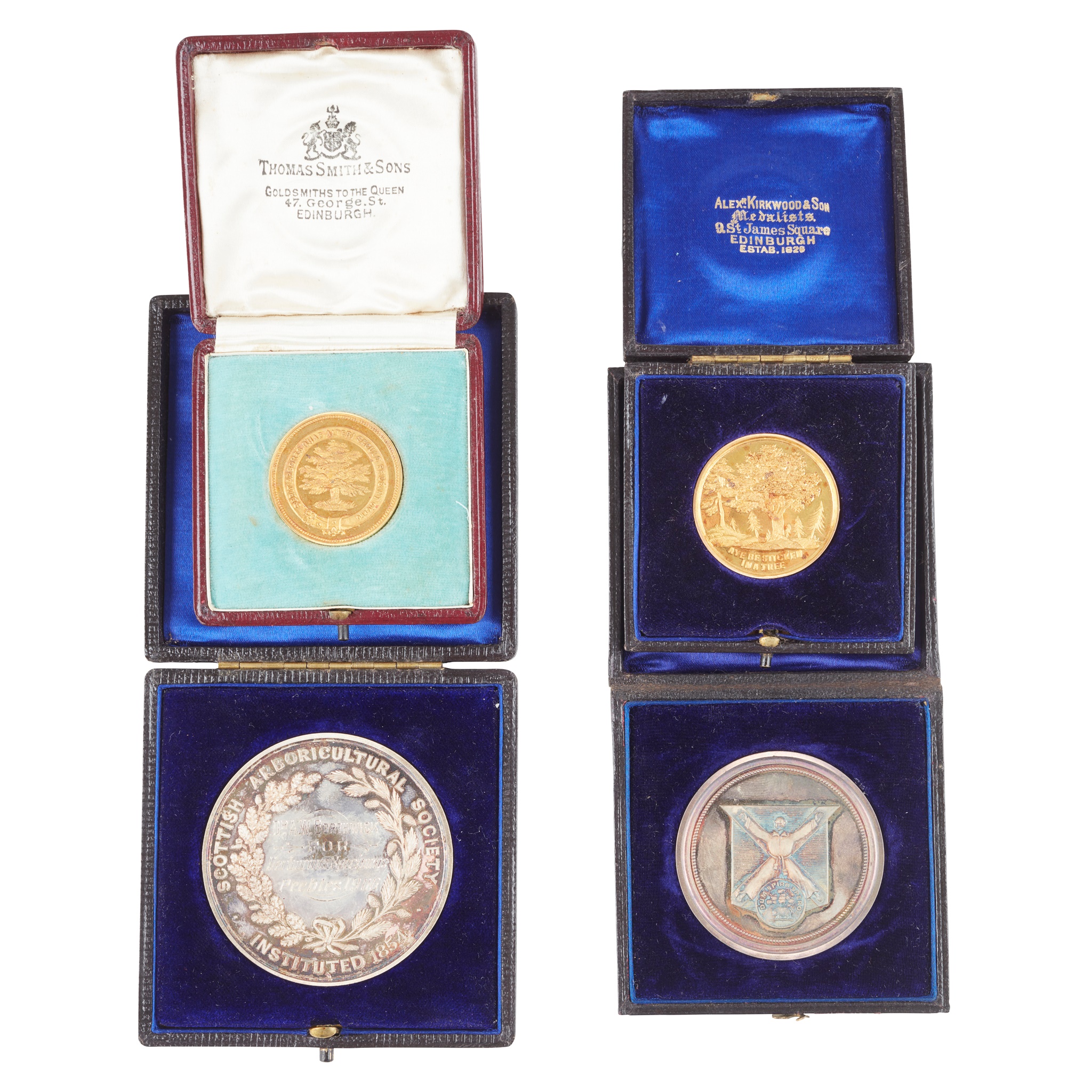 An early 20th-Century 18ct gold medal - The Royal Arboriculture Society