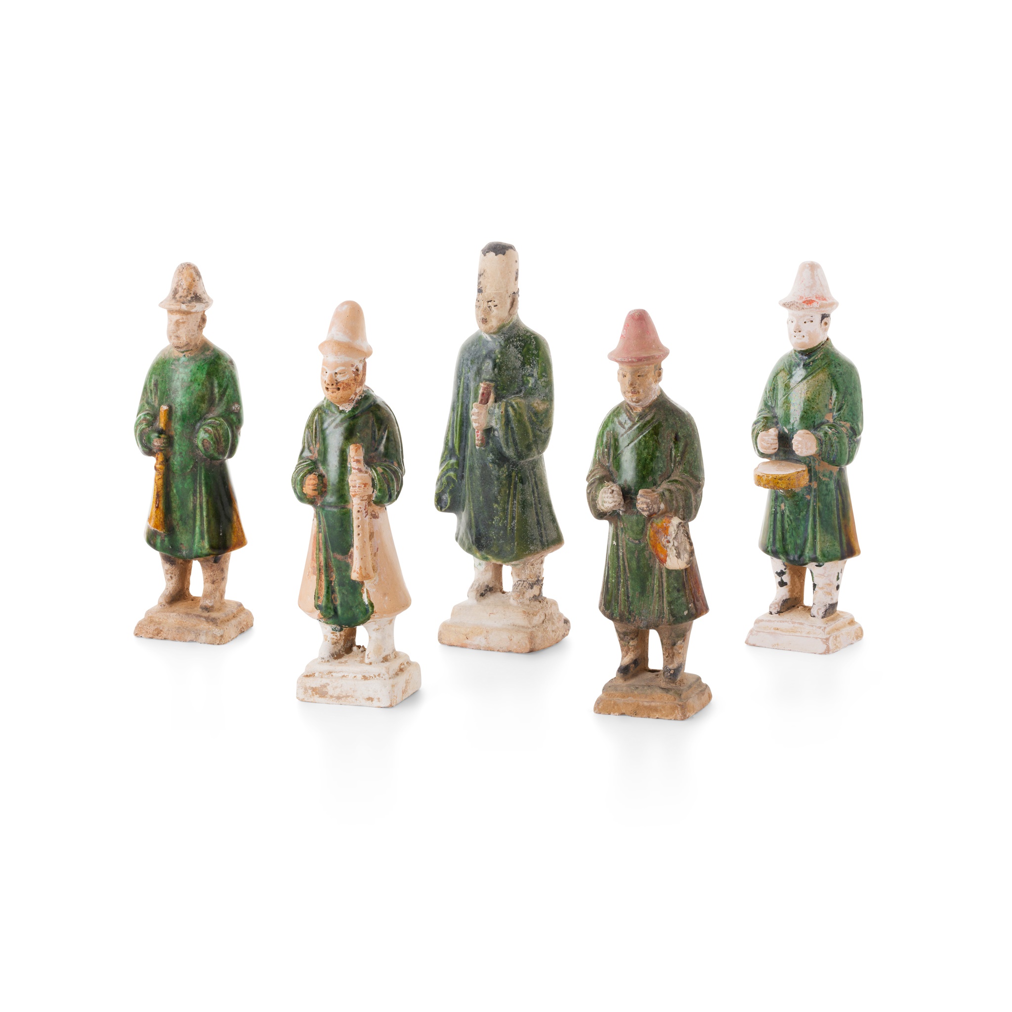 GROUP OF FIVE POTTERY FIGURES OF MUSICIANS