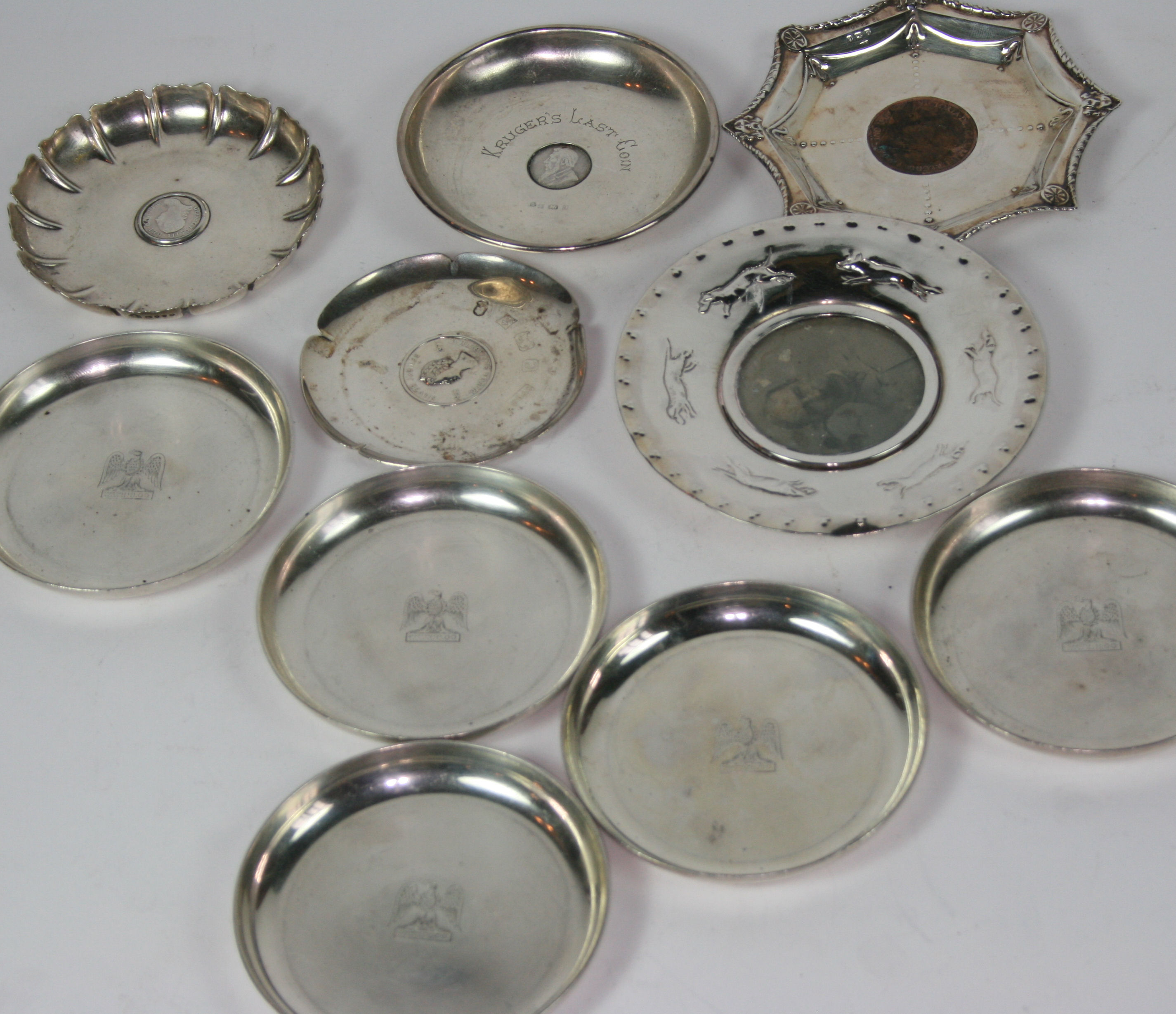 SCOT'S GREYS INTEREST: A SET OF FIVE MODERN PIN TRAYS