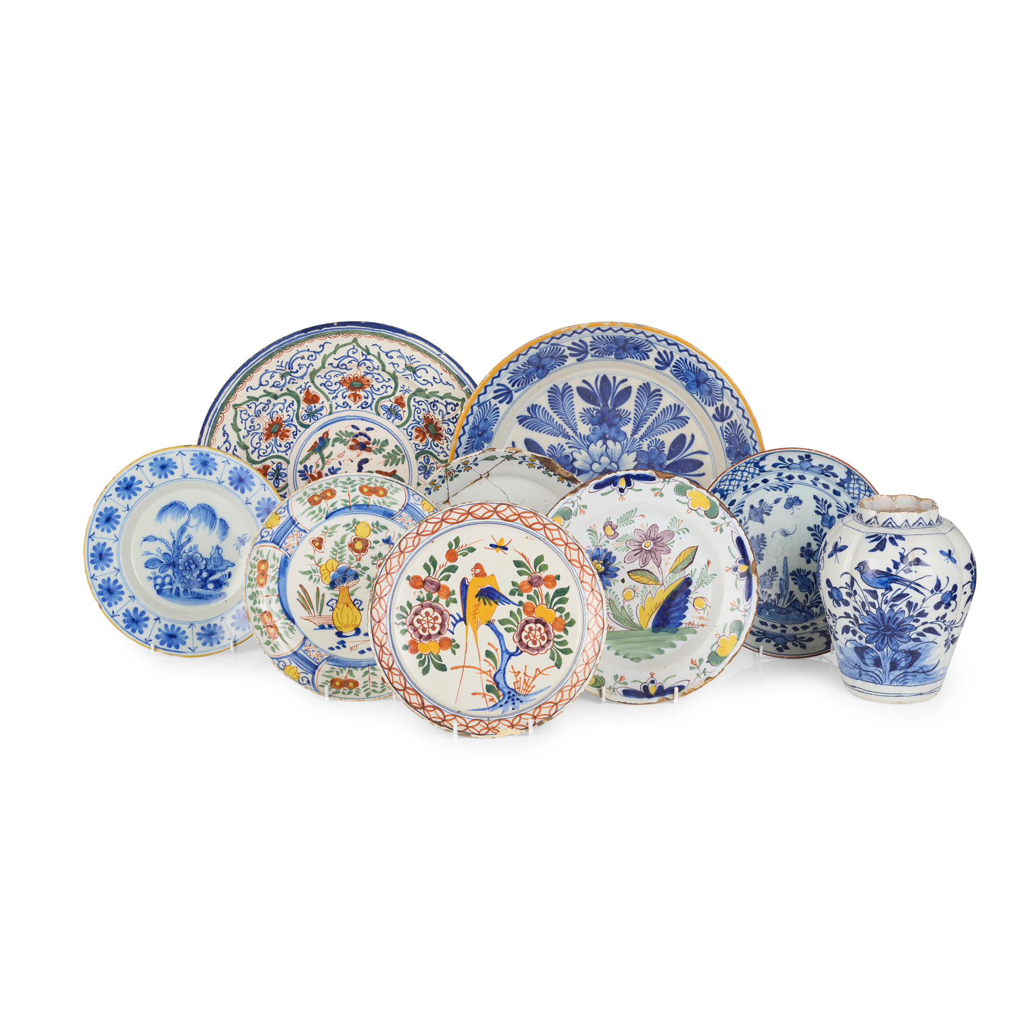 COLLECTION OF DELFT PLATES